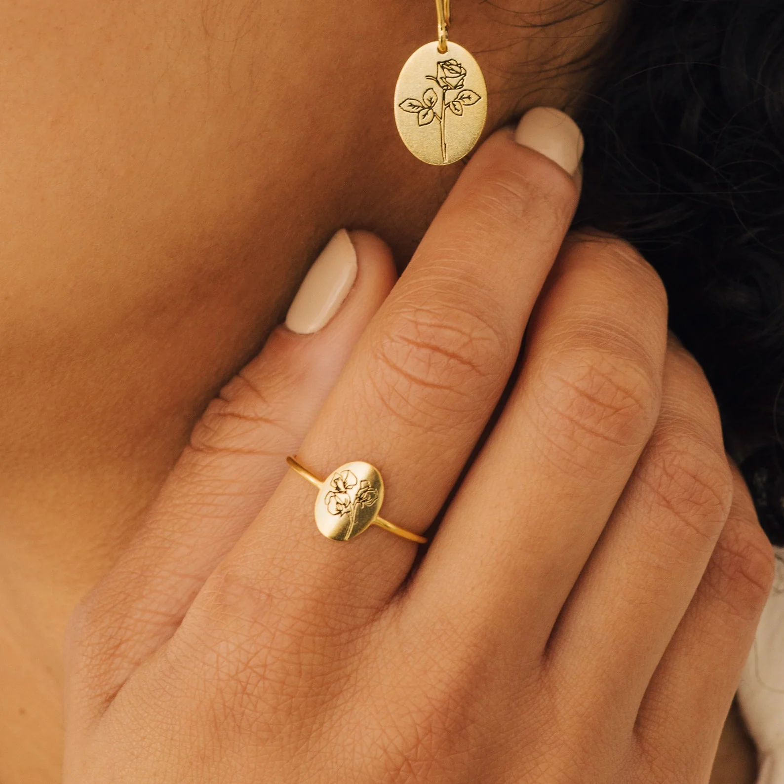 Flower Oval Ring - Image 6
