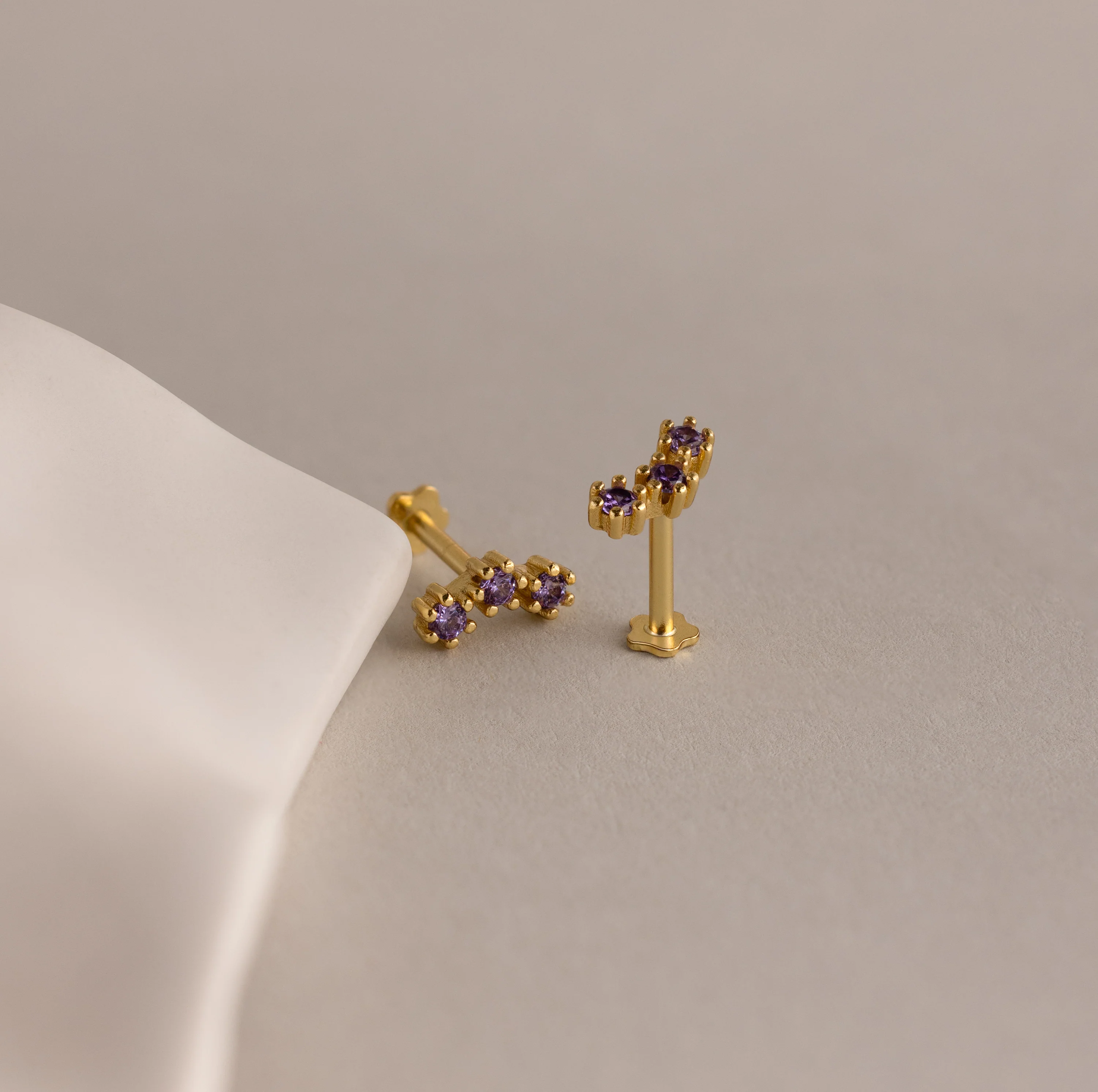 Garnet Cluster Flatback Studs - Image 3