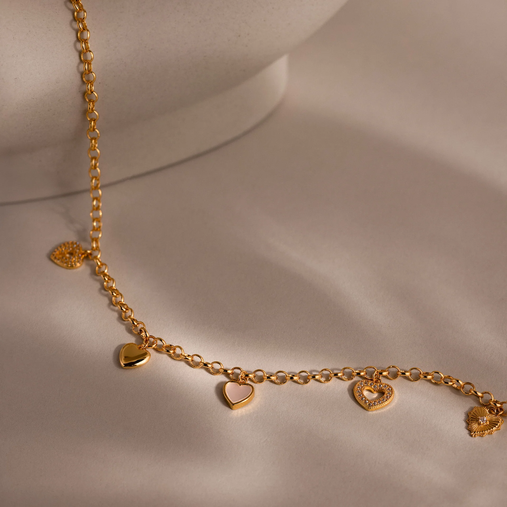 Heart Charm Necklace in 18K Gold - Image 3