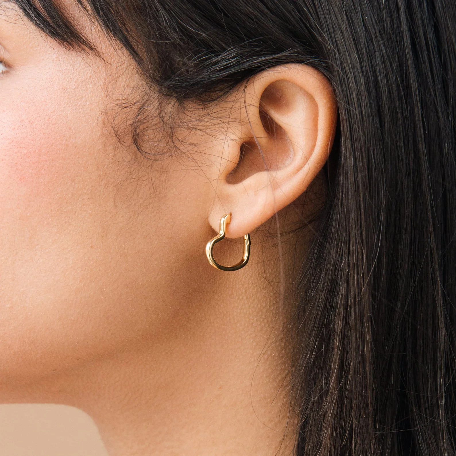 Heart Hoops in 18K Gold - Image 3