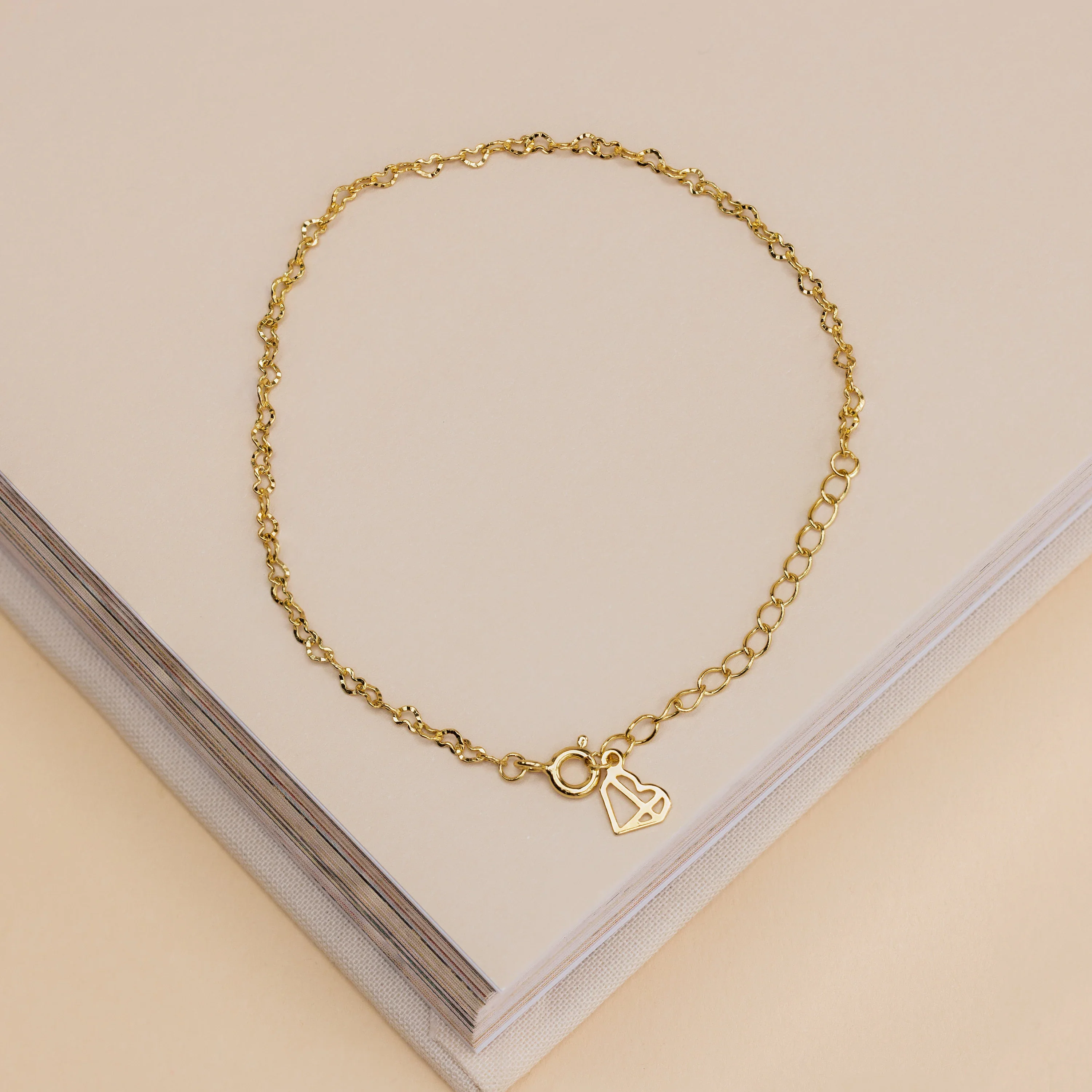 Heart Link Chain Bracelet - Image 7