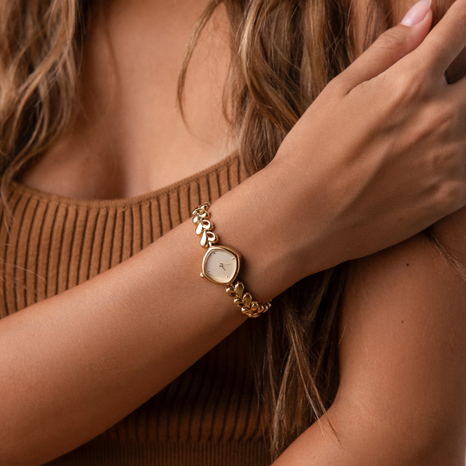 Heart Link Timepiece - Image 3