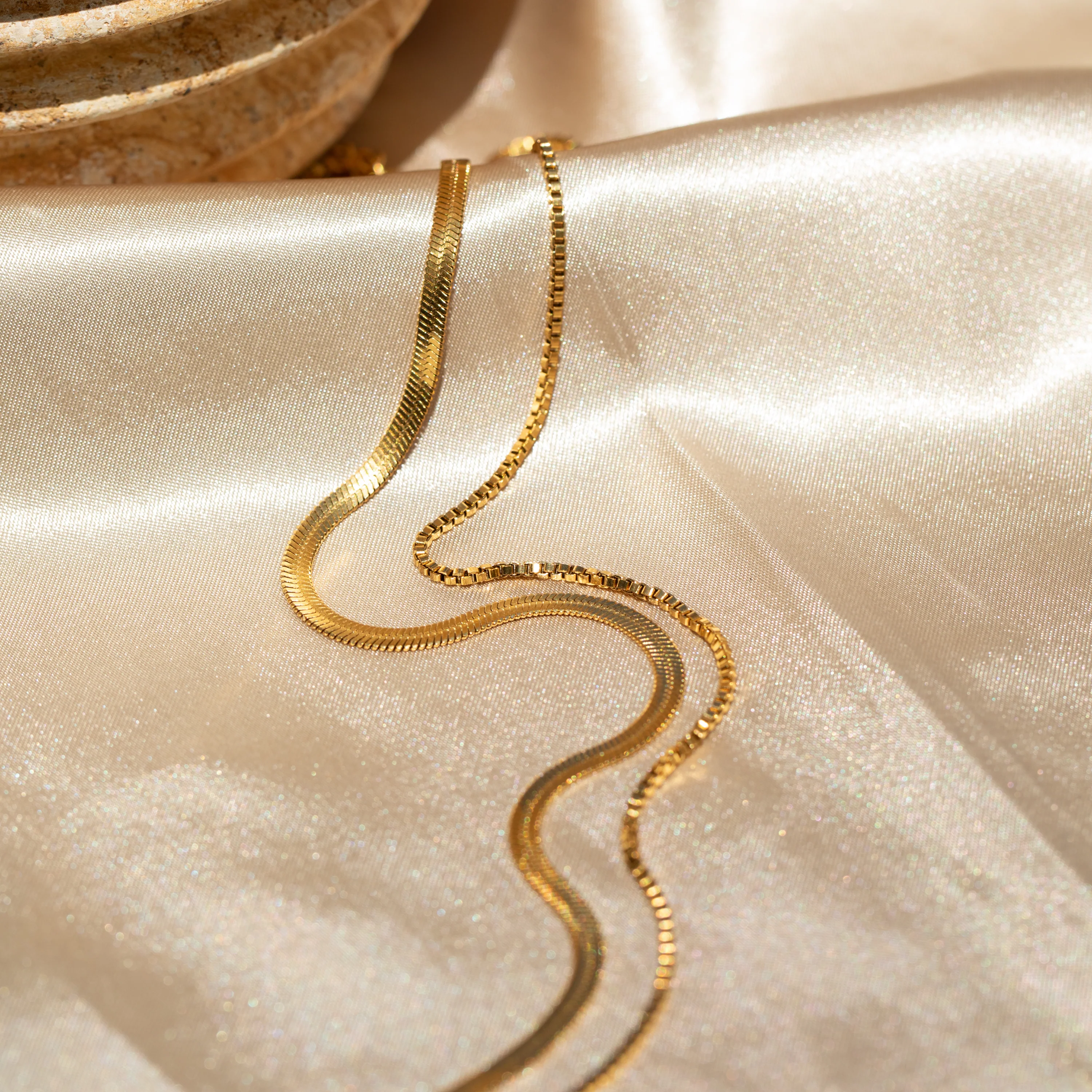 Herringbone Duo Chain Necklace - Image 4