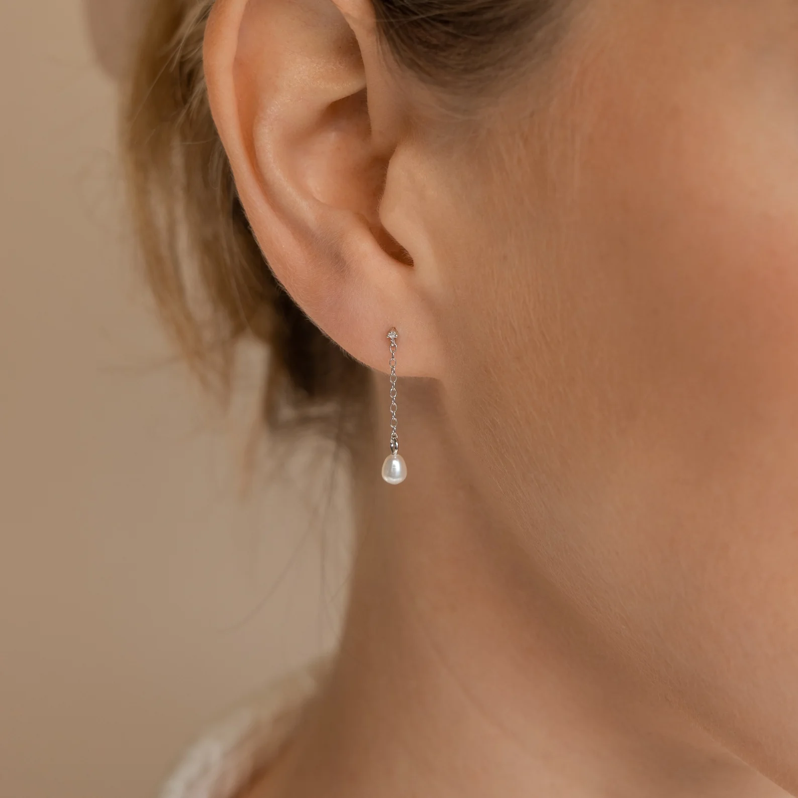 Isha Pearl Drop Earrings in Silver - Image 2