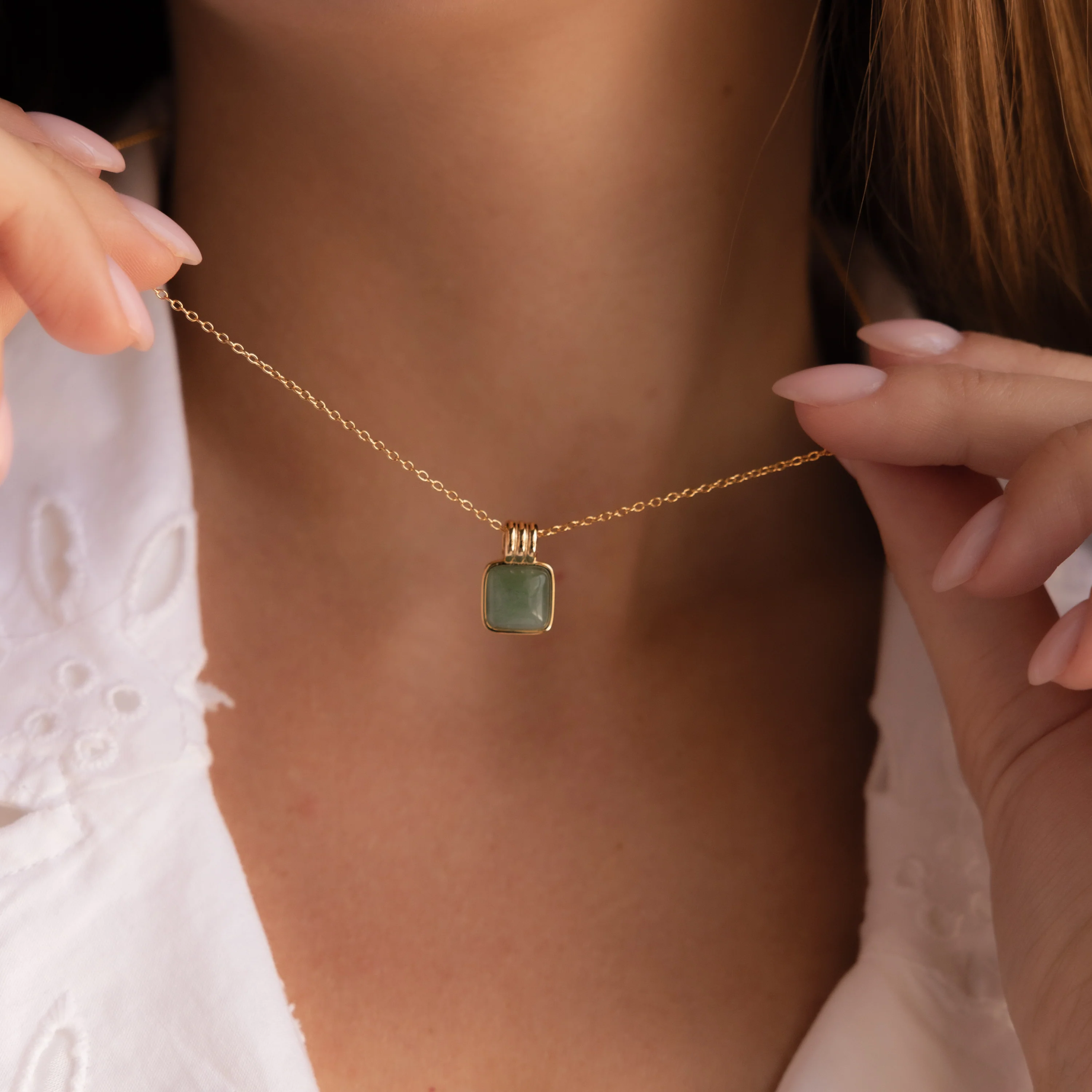 Jade Pendant Necklace in 18K Gold - Image 2