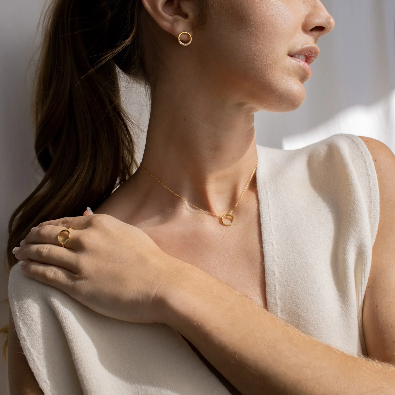 Kayla Pave Circle Necklace - Image 7