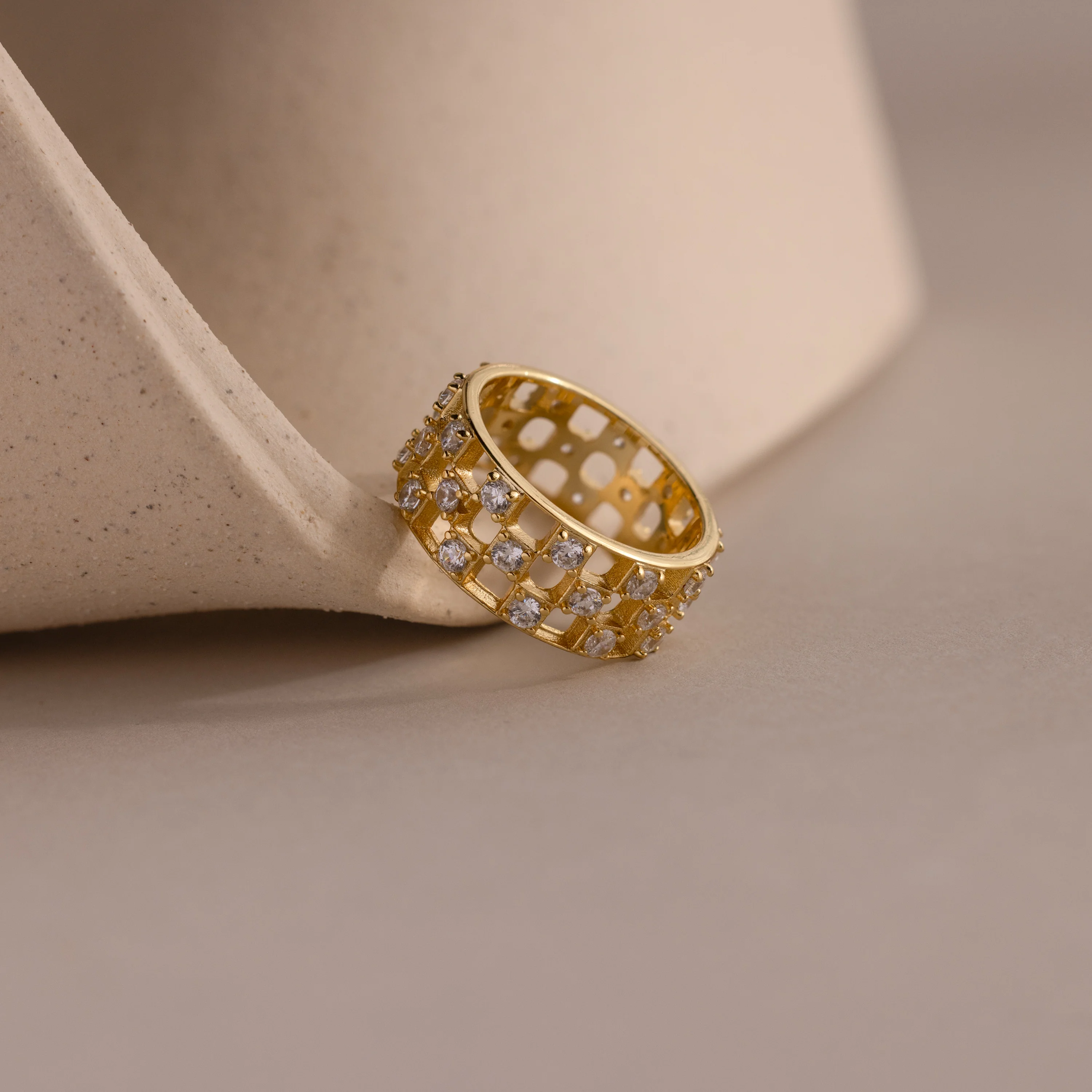 Lace Checkered Diamond Ring - Image 3