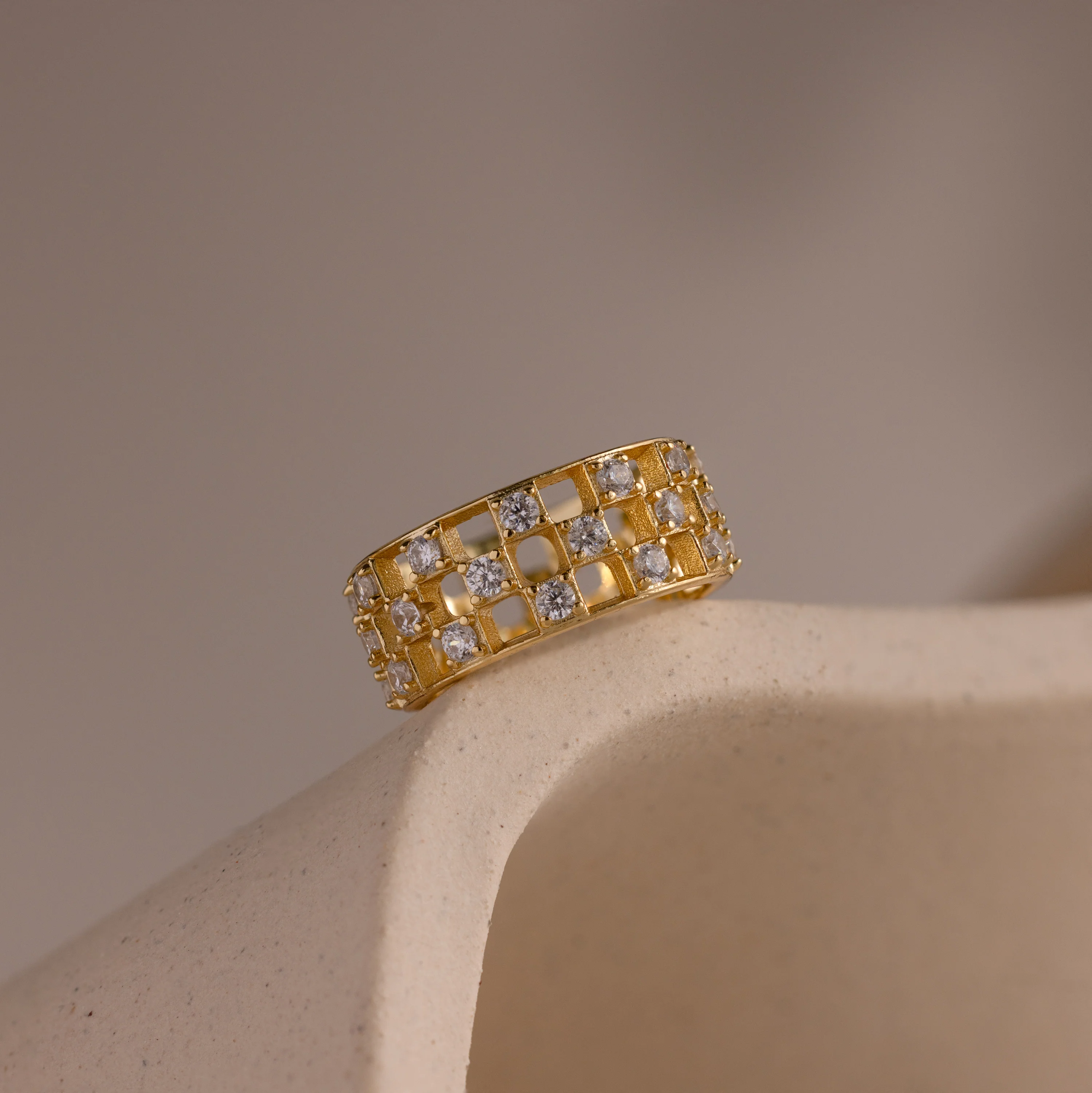 Lace Checkered Diamond Ring