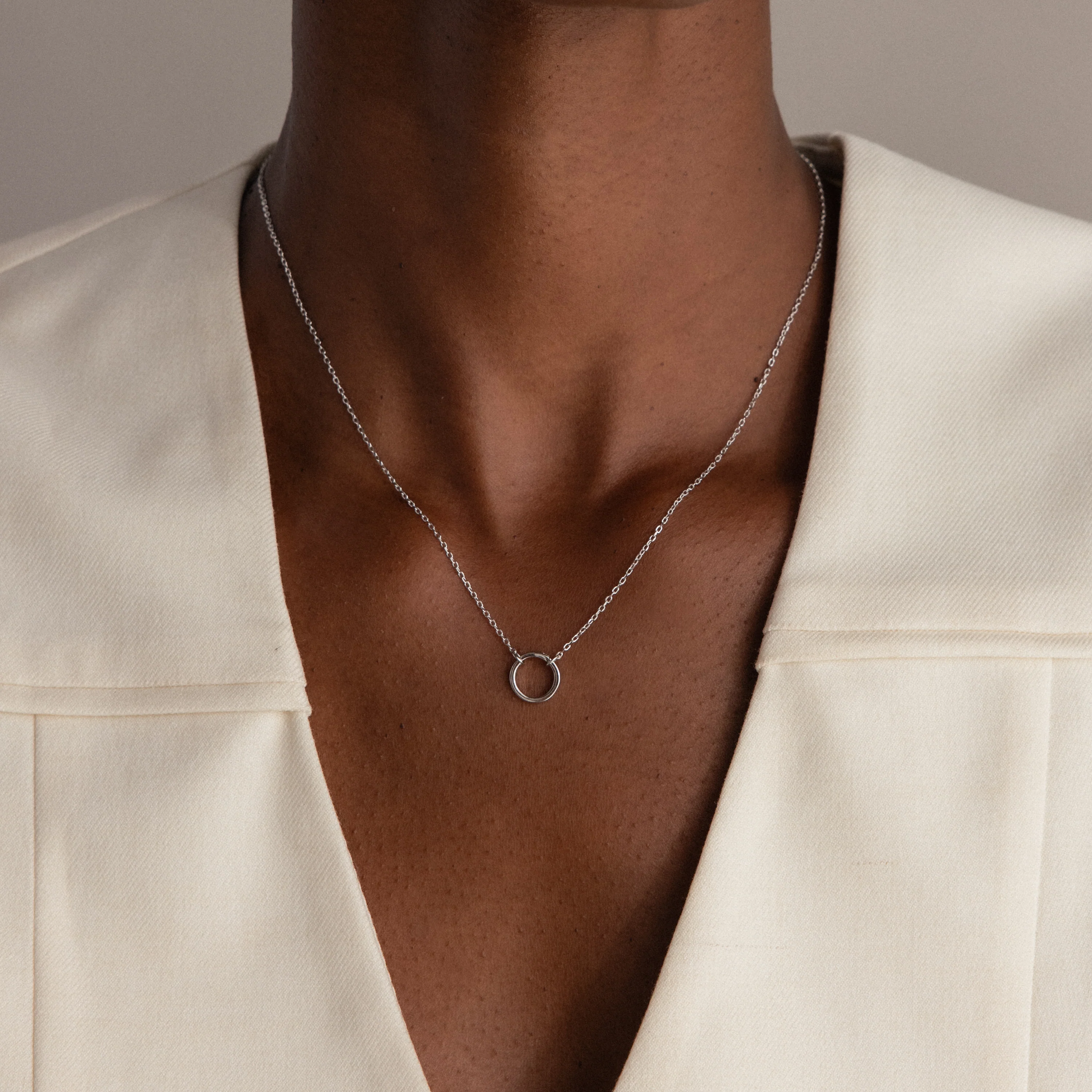 Large Rolo Clasp Necklace in Silver - Image 4