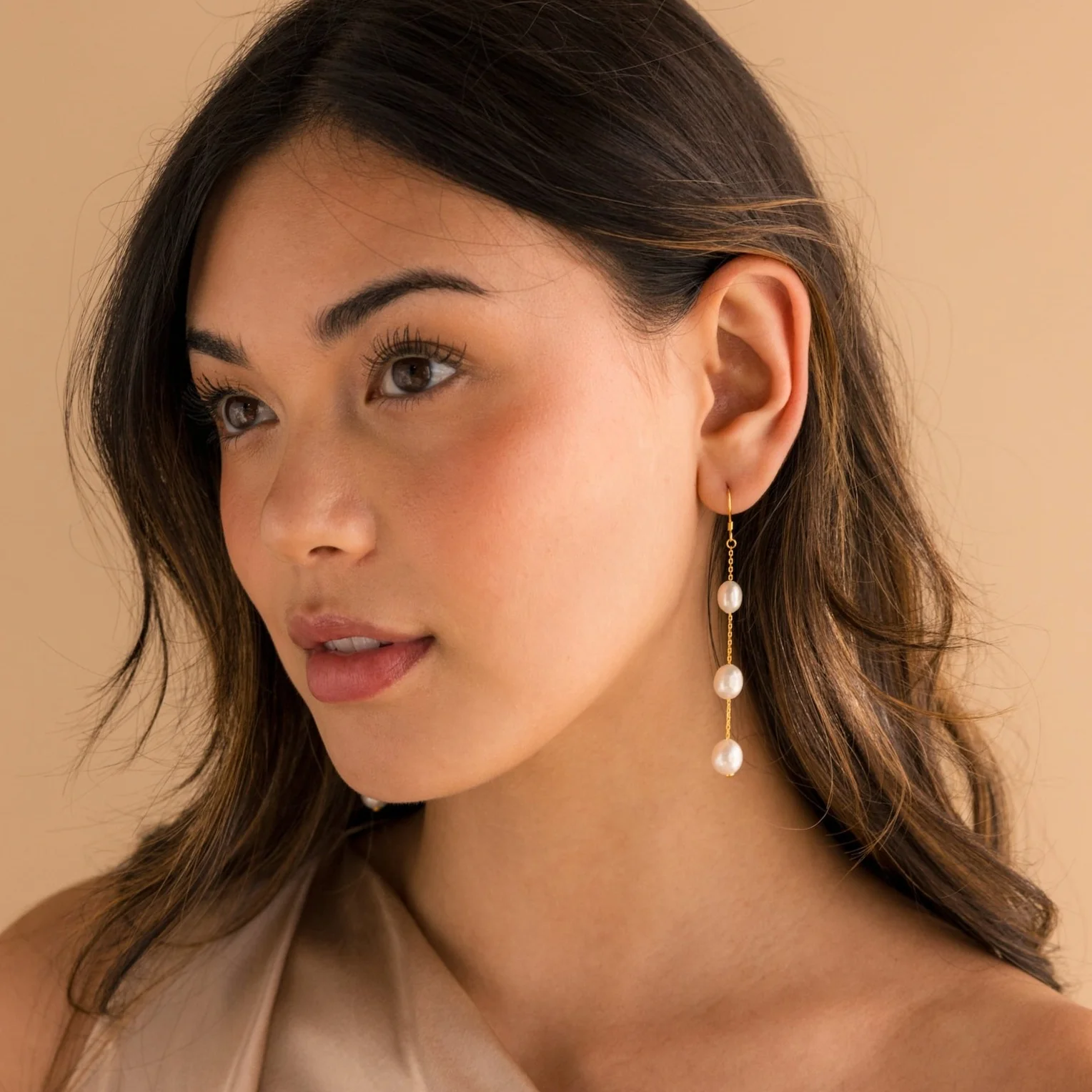 Long Pearl Dangle Earrings in 18K Gold - Image 3