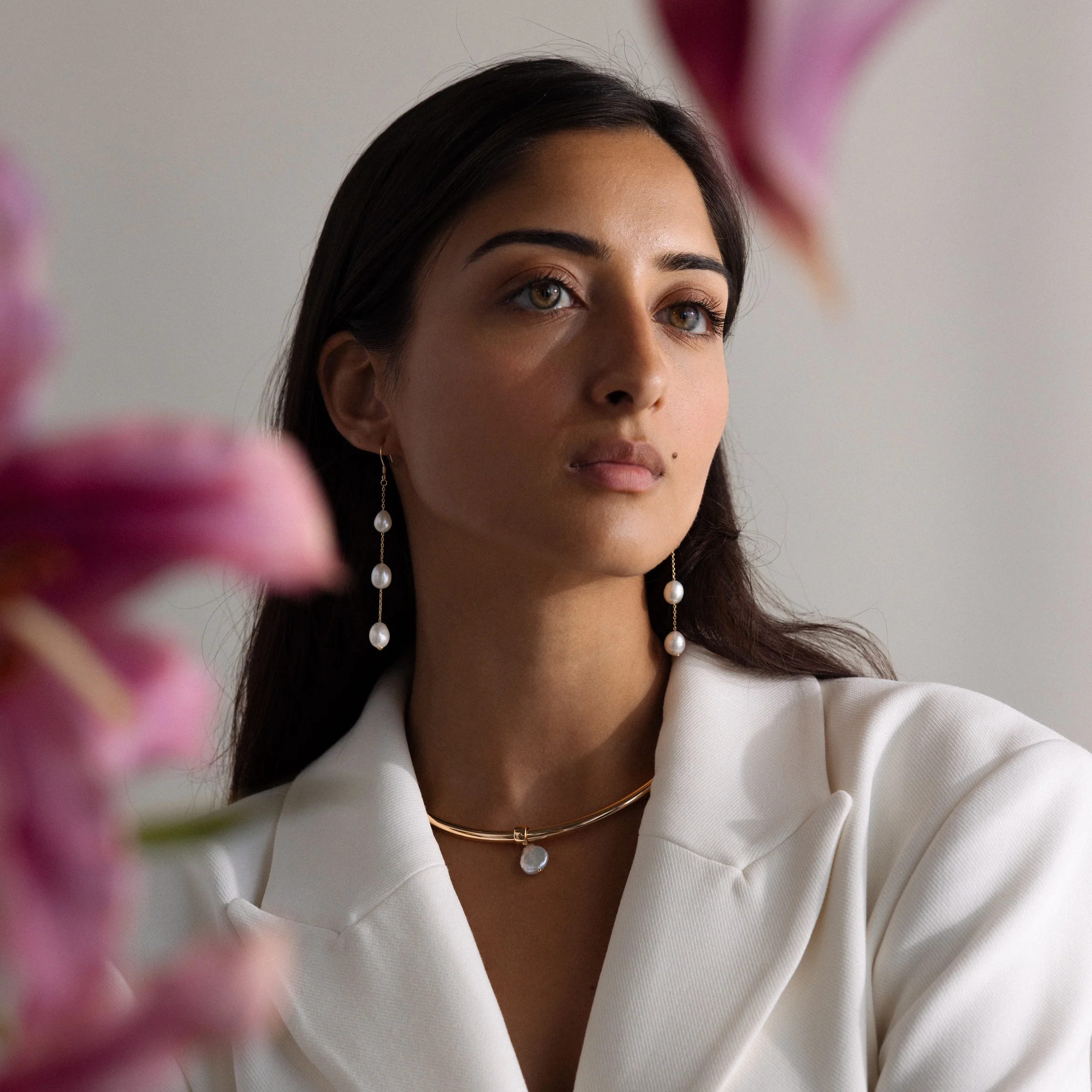 Long Pearl Dangle Earrings in 18K Gold - Image 5