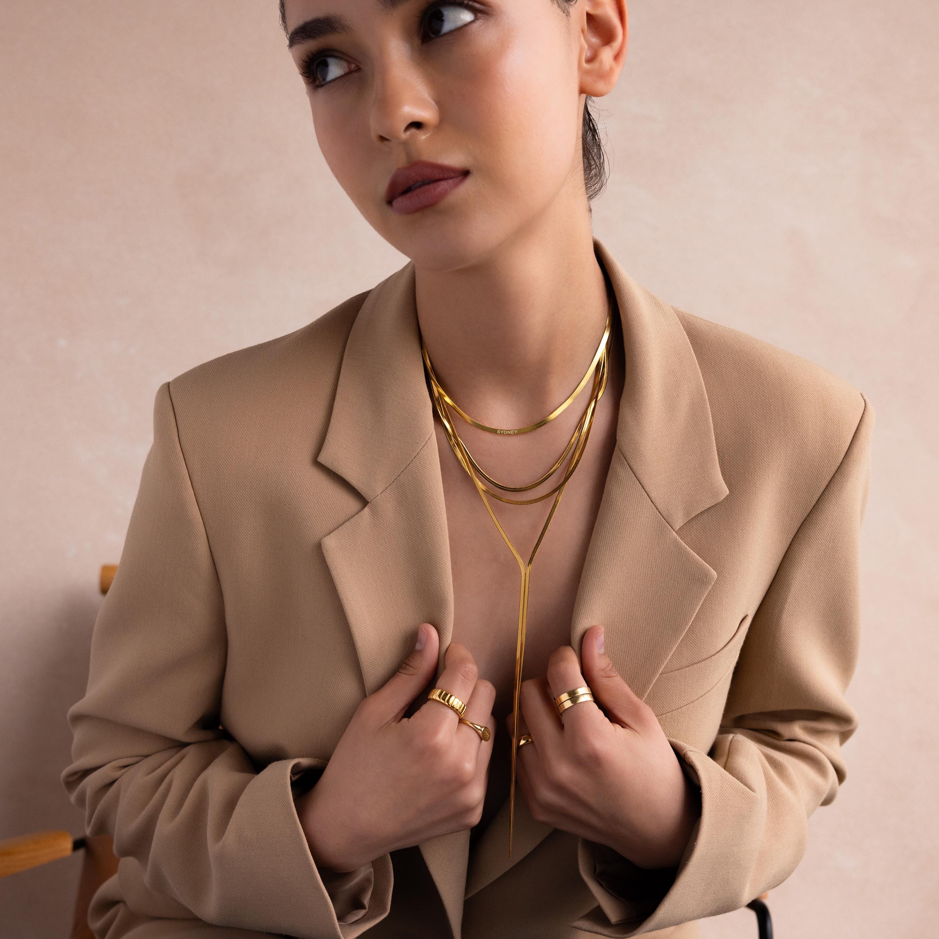 Long Y Herringbone Chain Necklace in 18K Gold - Image 5