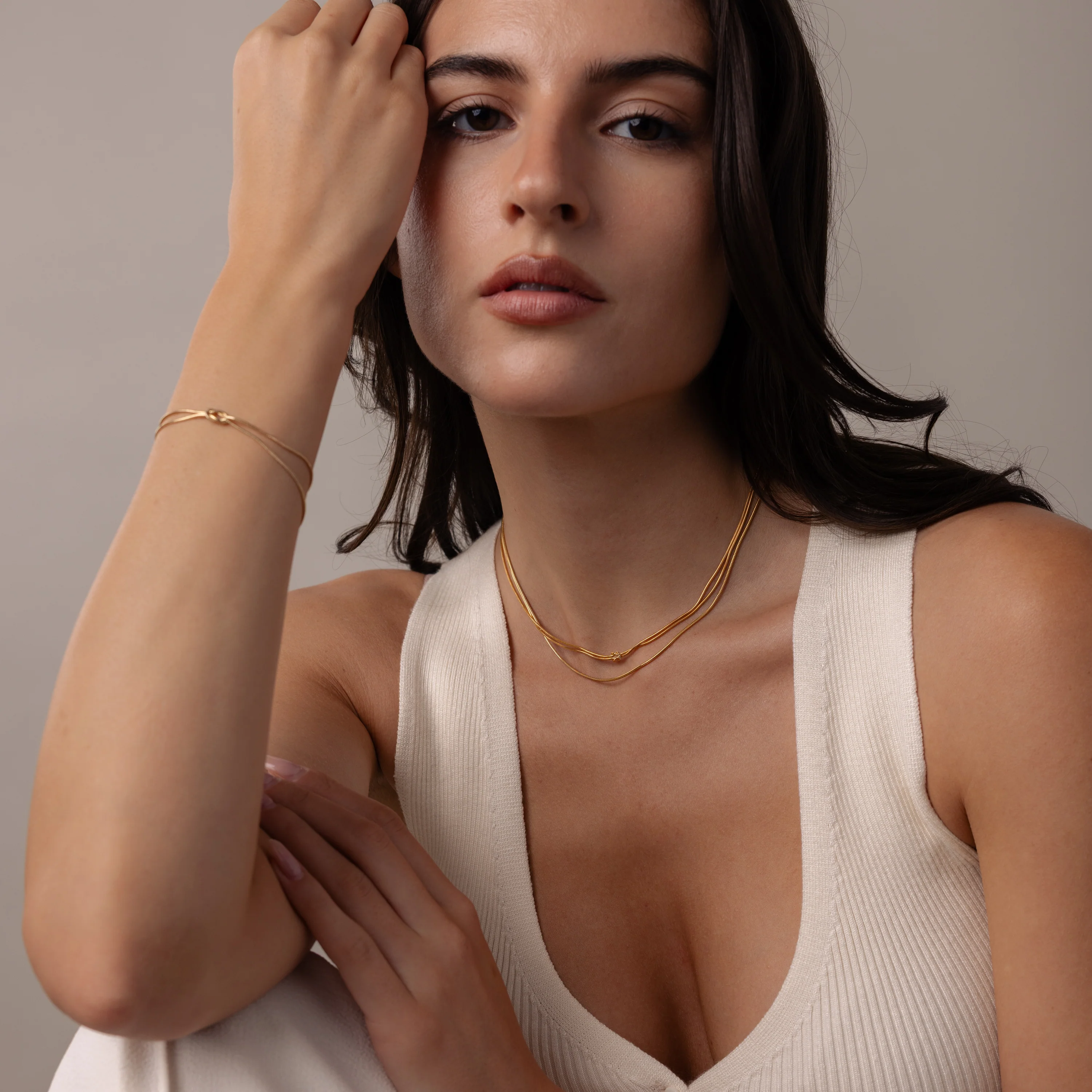 Love Knot Chain Necklace in 18K Gold - Image 6