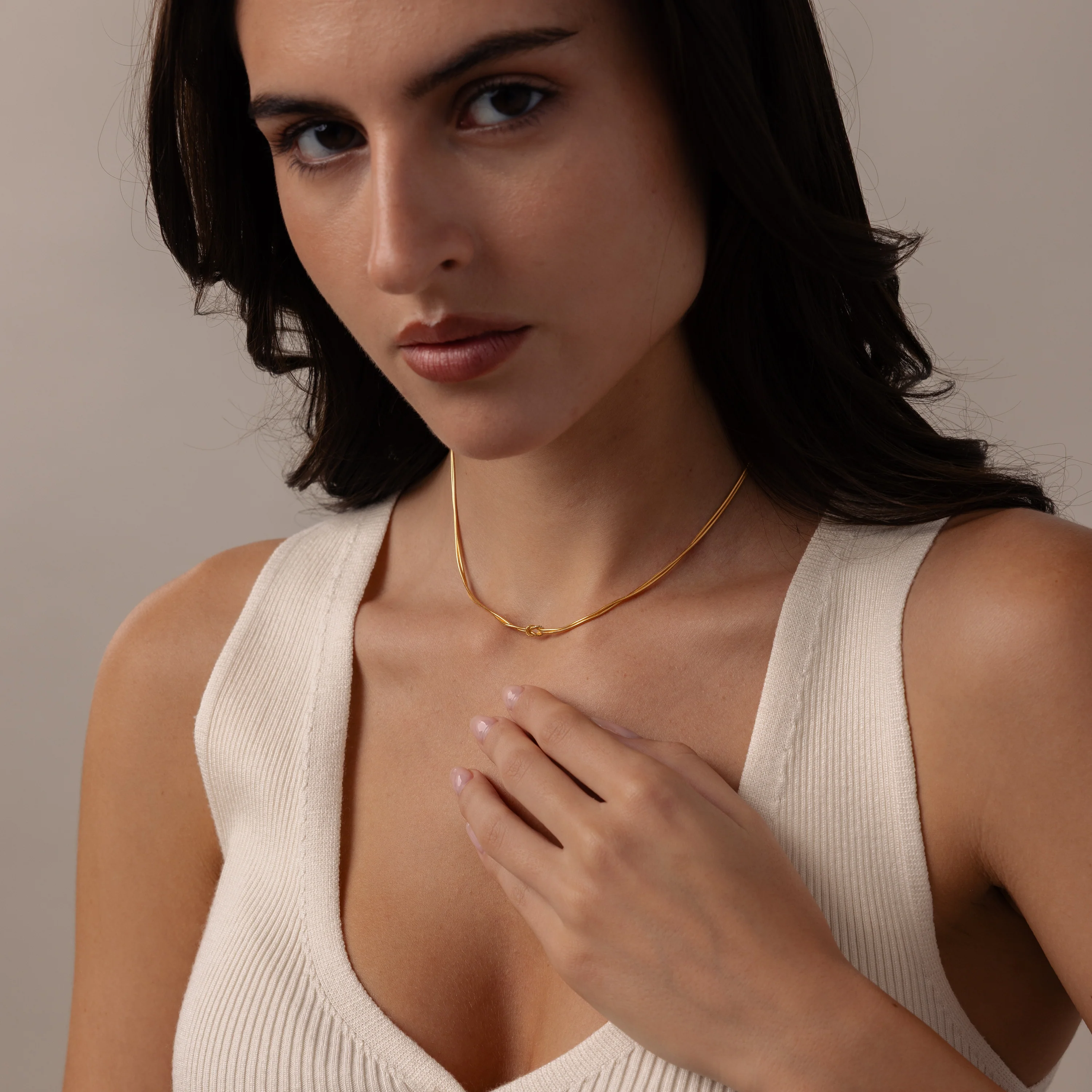 Love Knot Chain Necklace in 18K Gold - Image 8