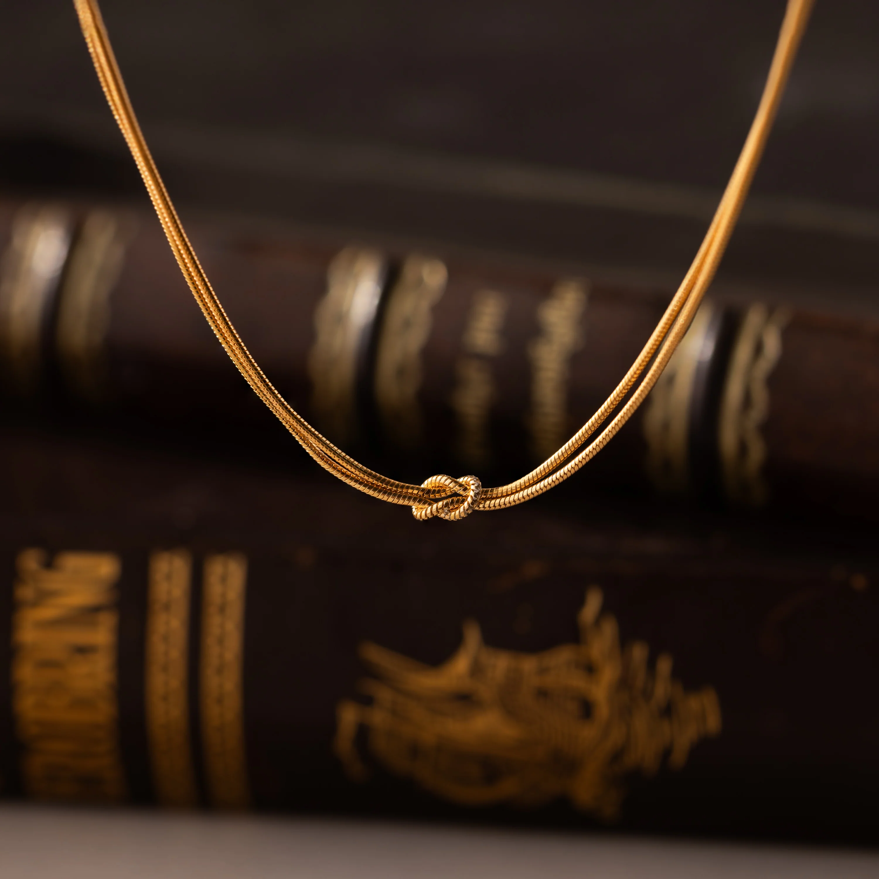 Love Knot Chain Necklace in 18K Gold - Image 3