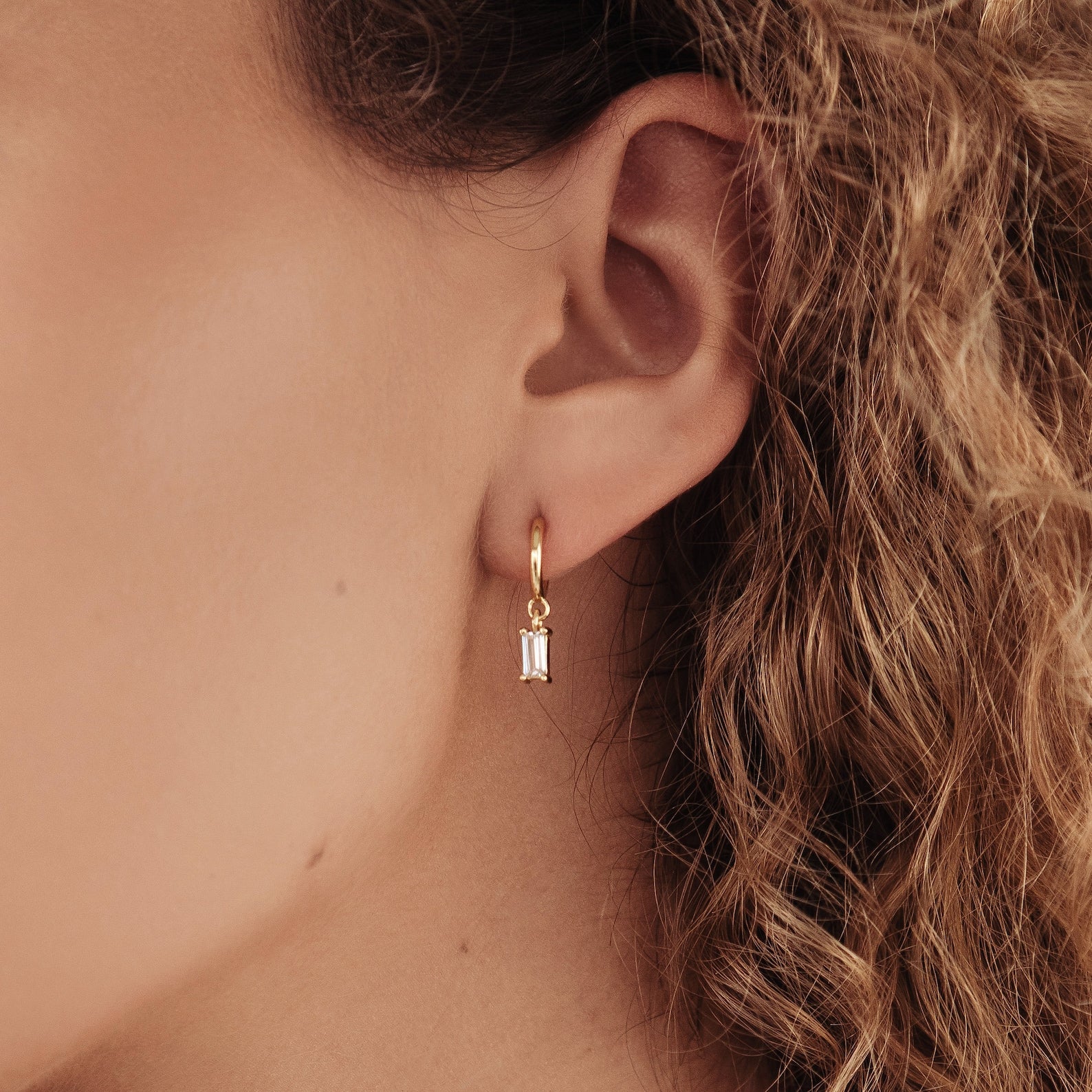 Lys Baguette Hoops - Image 4