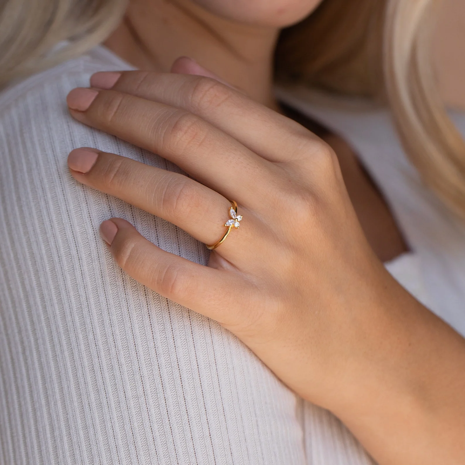 Mariposa Diamond Ring - Image 4