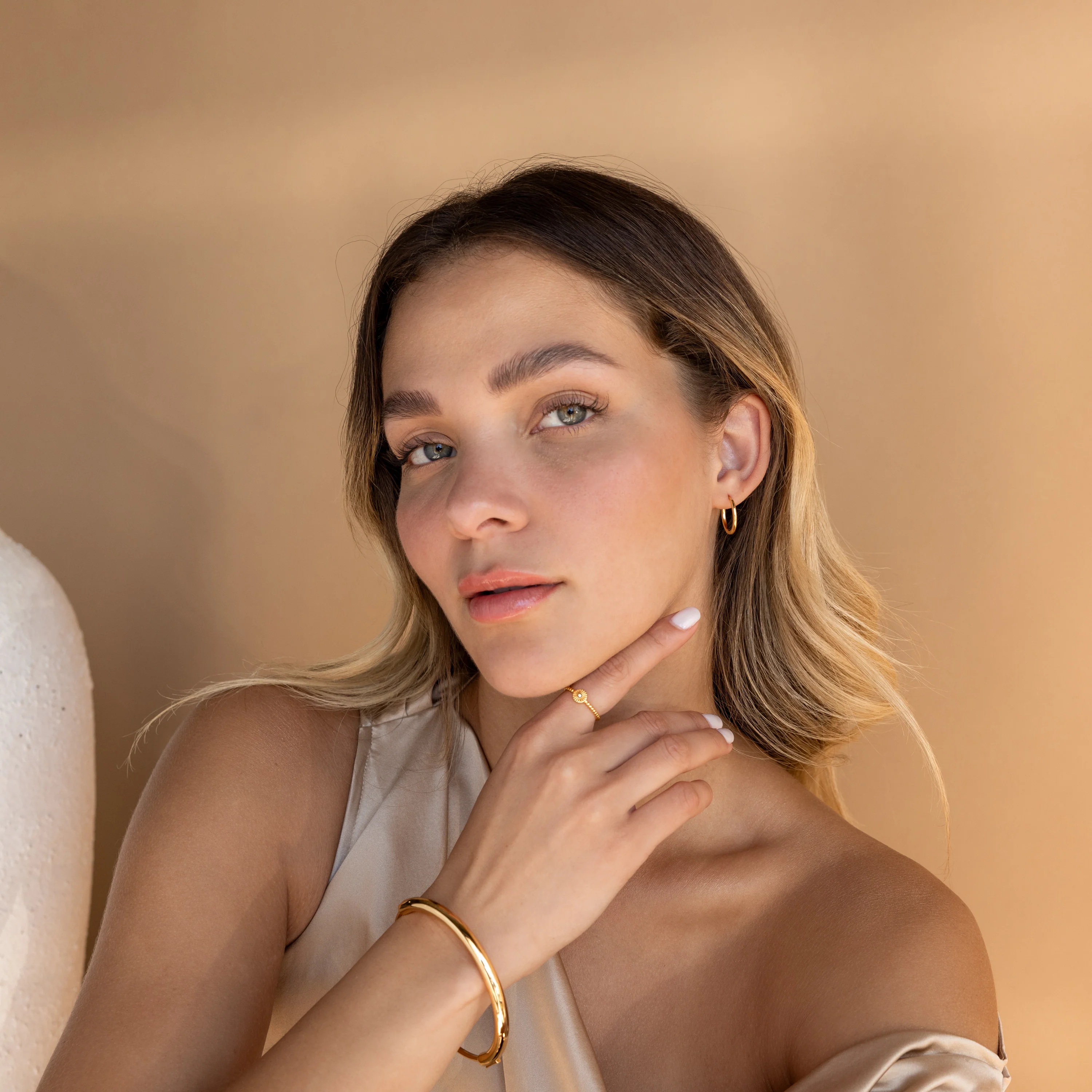 Medium Bold Hoops in 18K Gold - Image 6