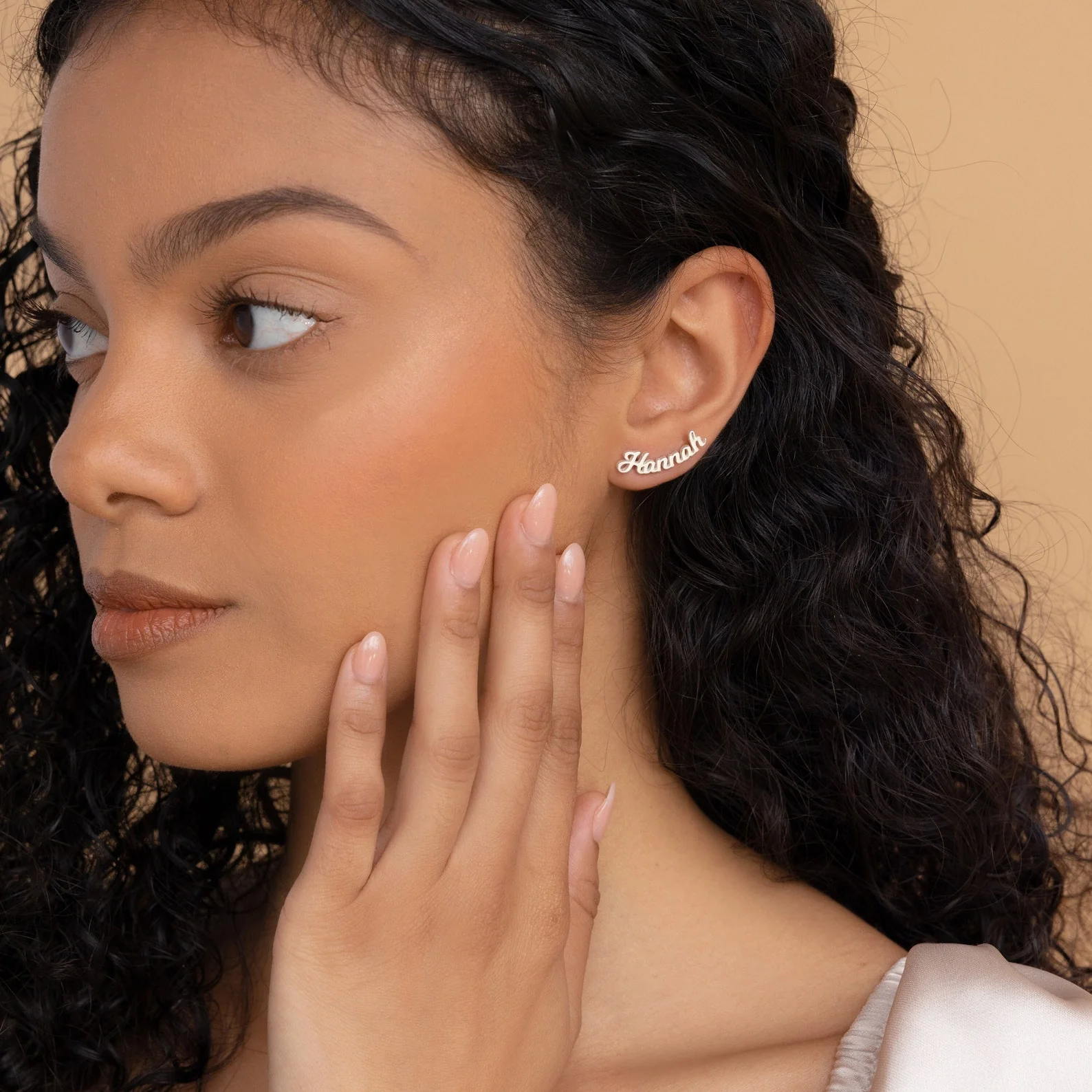 Mellow Name Earrings - Image 4
