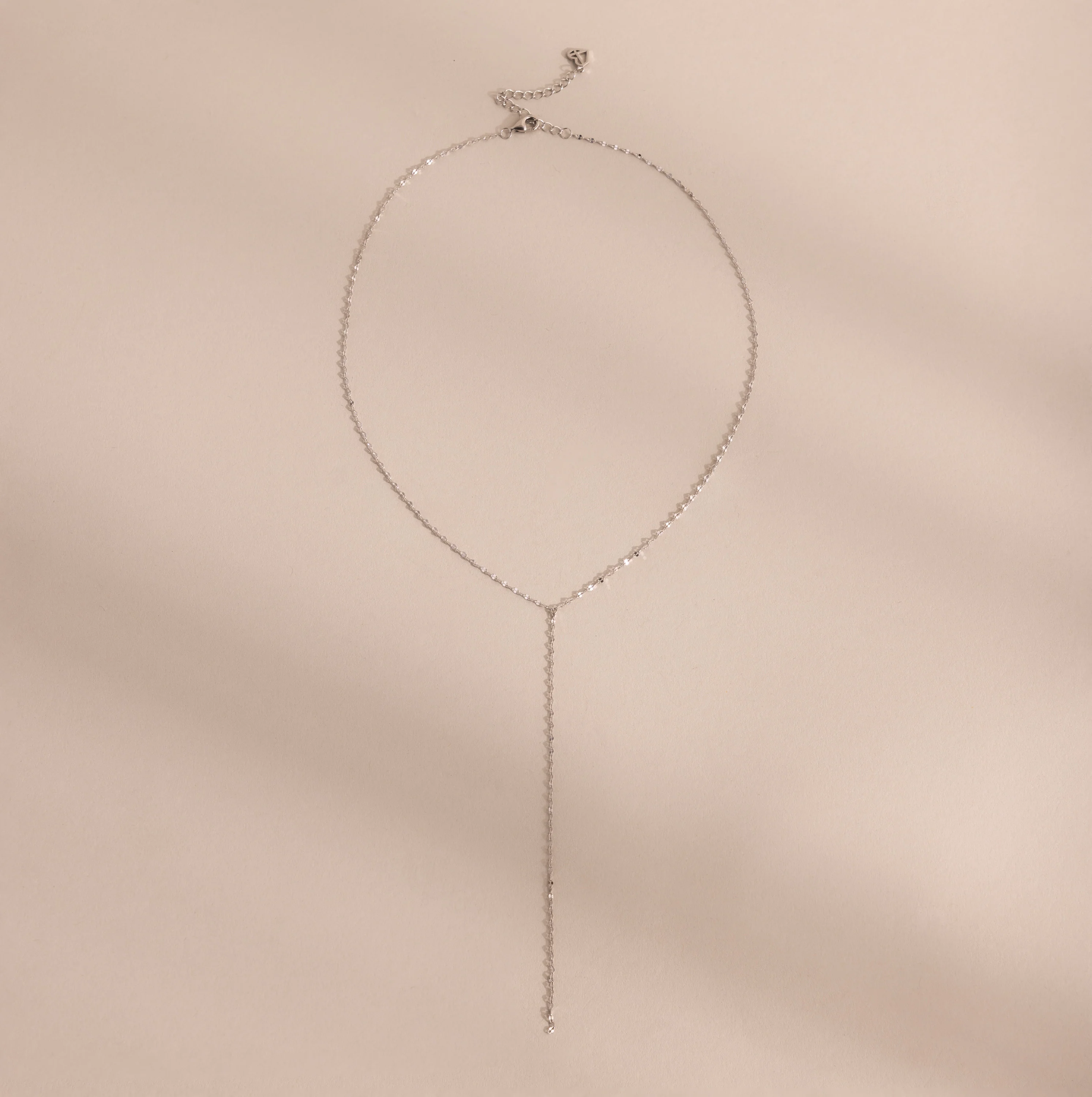 Mirror Chain Lariat Necklace in Silver - Image 3
