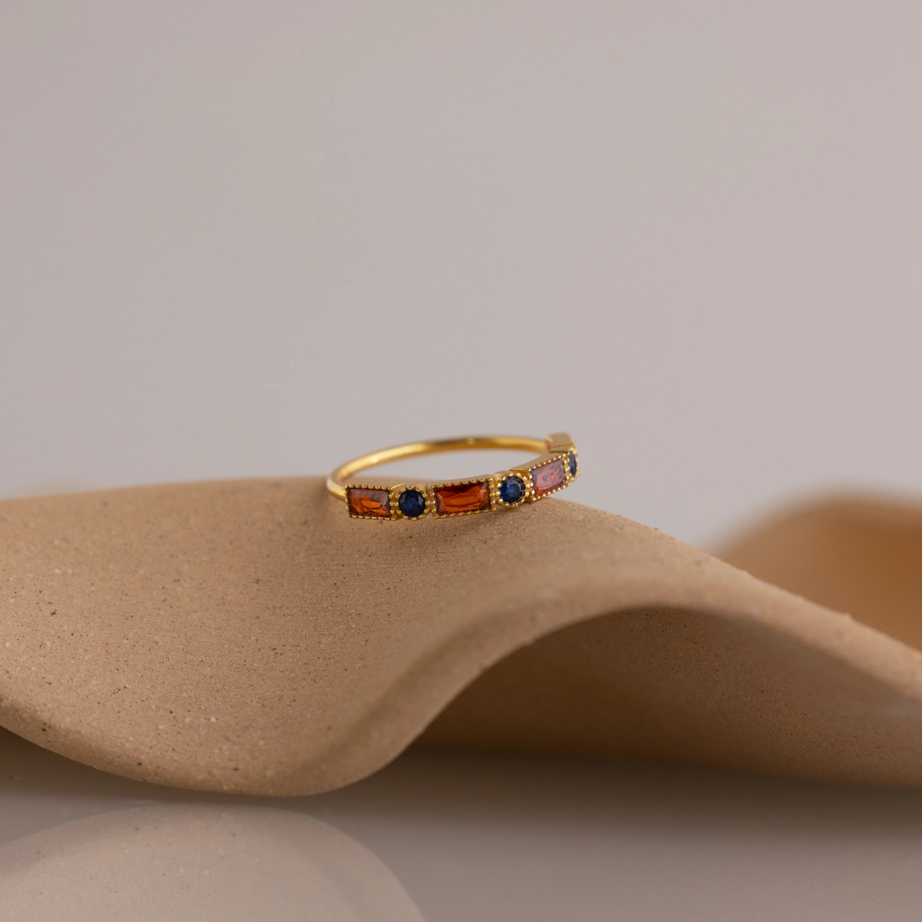 Mixed Art Deco Birthstone Ring in 18K Gold - Image 5