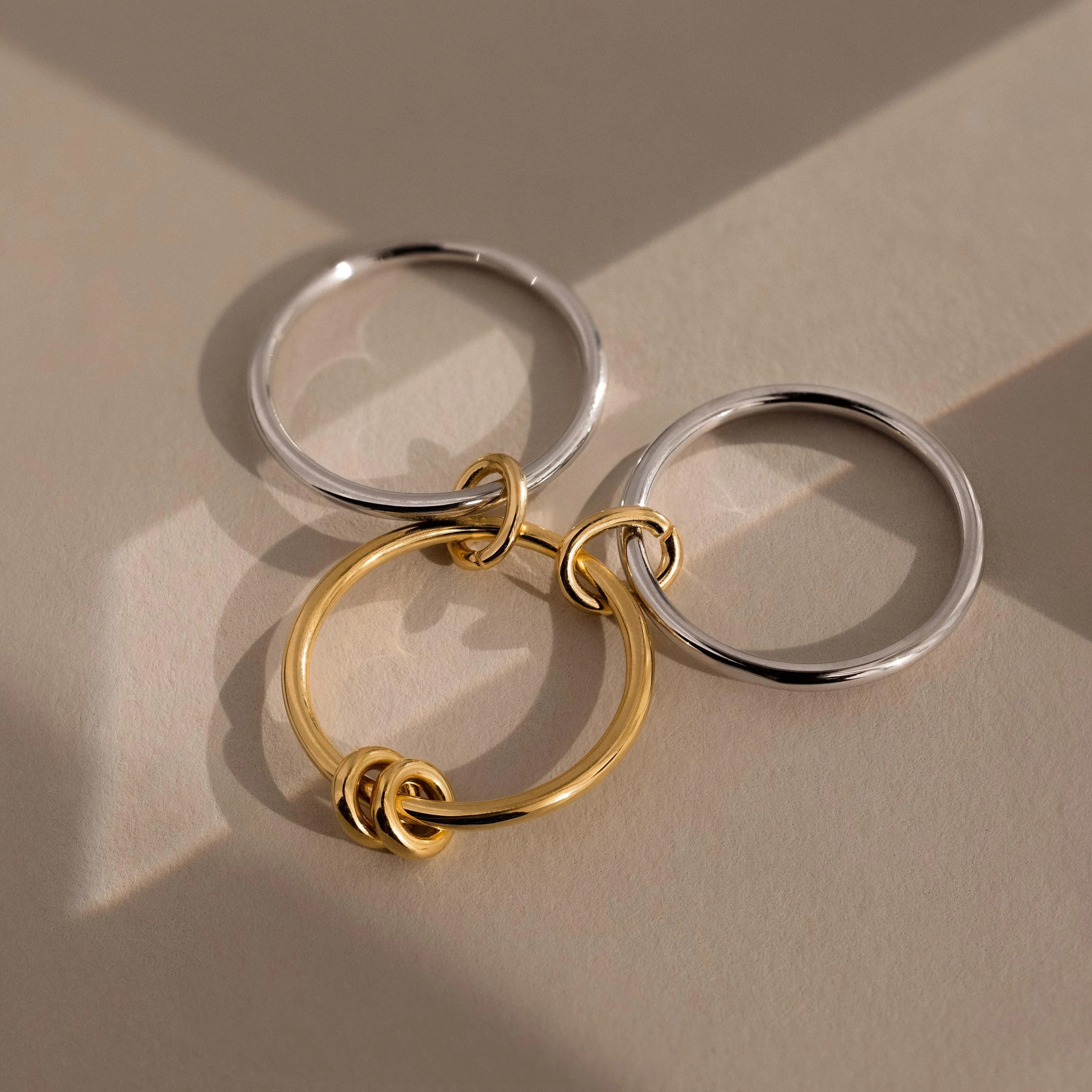 Mixed Metal Linked Ring Set - Image 7