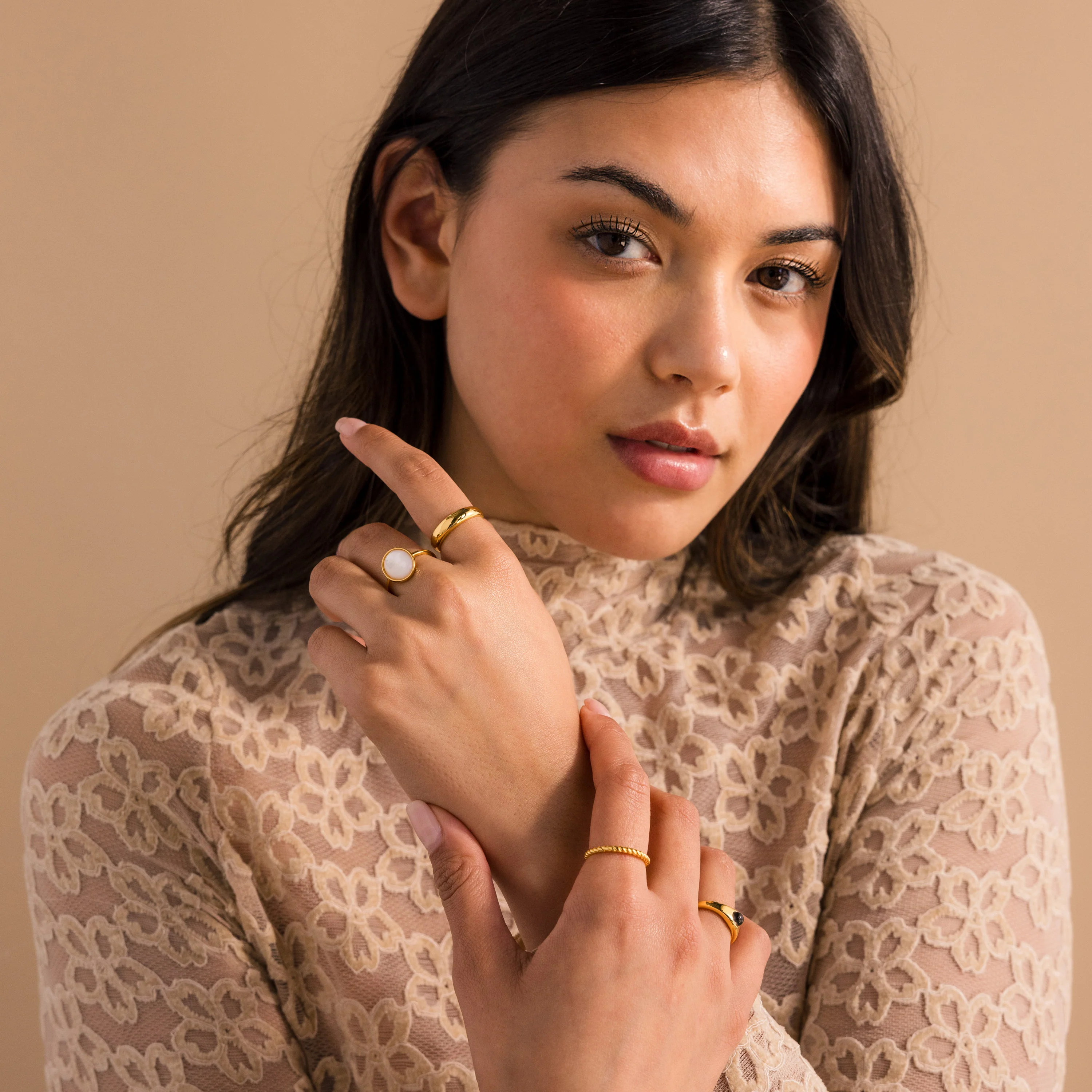 Mother of Pearl Signet Ring - Image 9