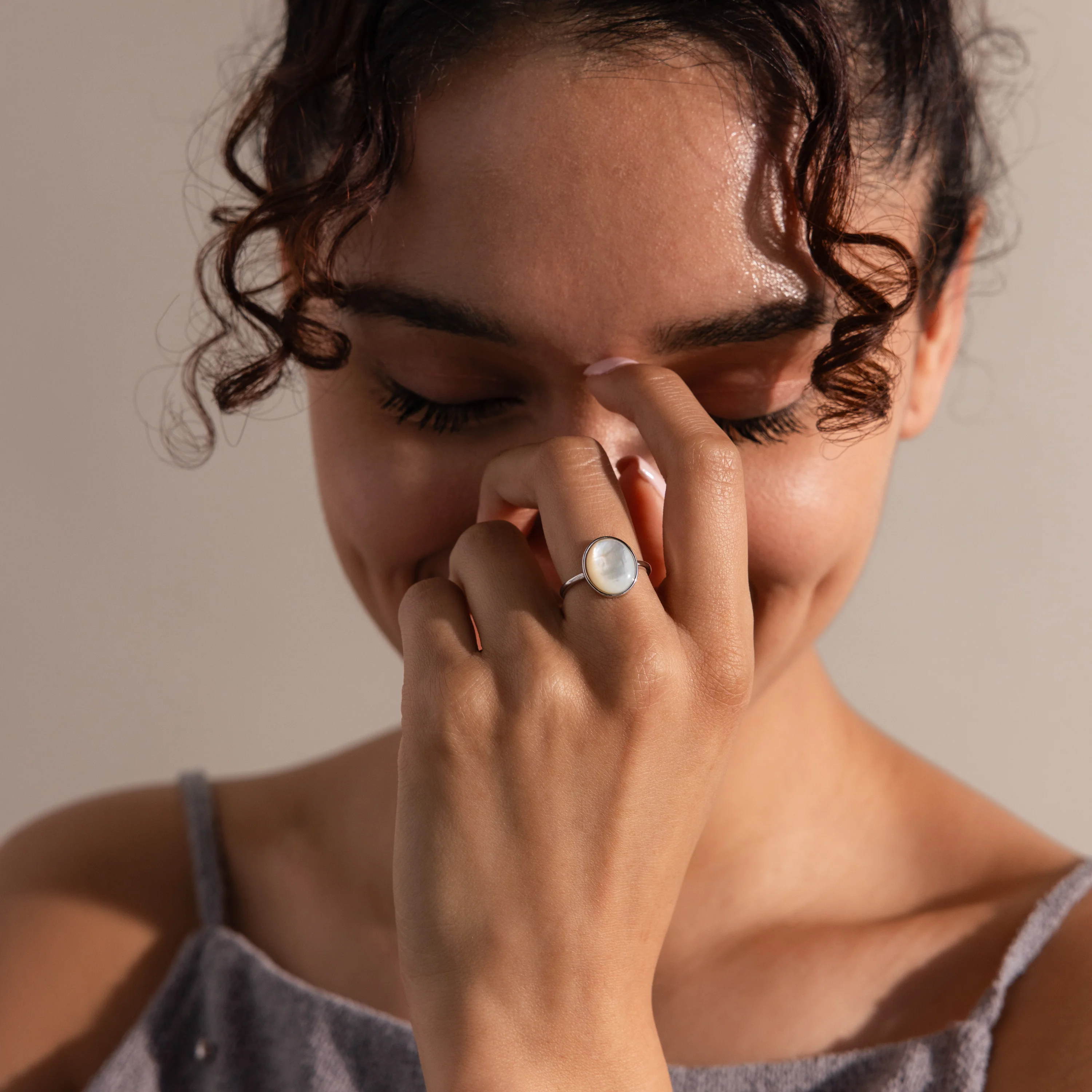 Mother of Pearl Signet Ring in Silver - Image 3