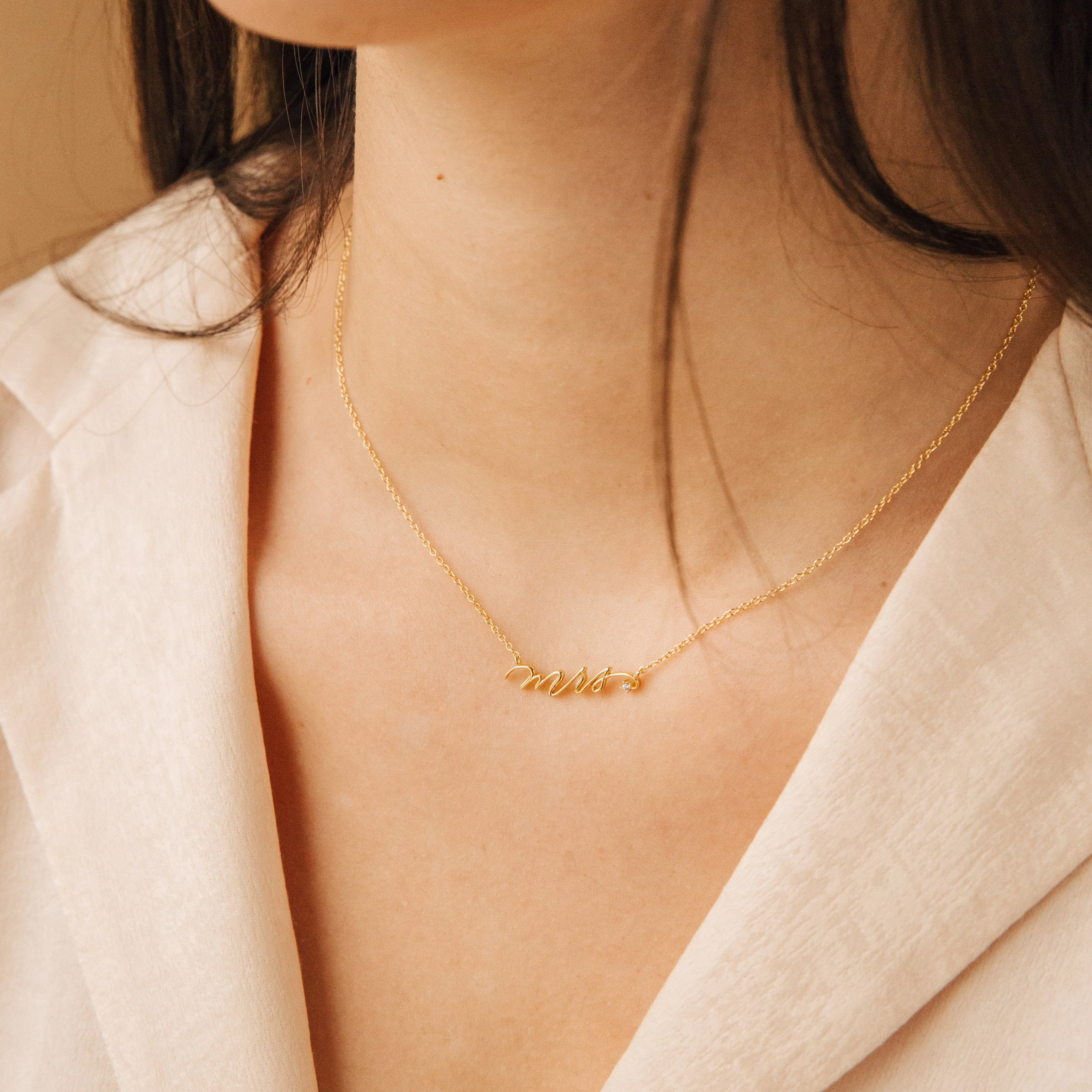Mrs. Necklace in 18K Gold - Image 4