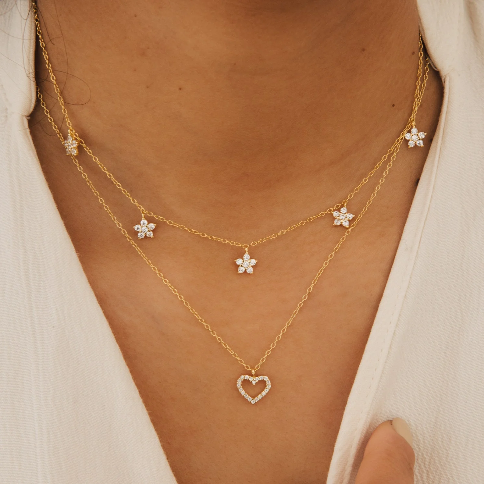 Nanala Diamond Flower Necklace - Image 3
