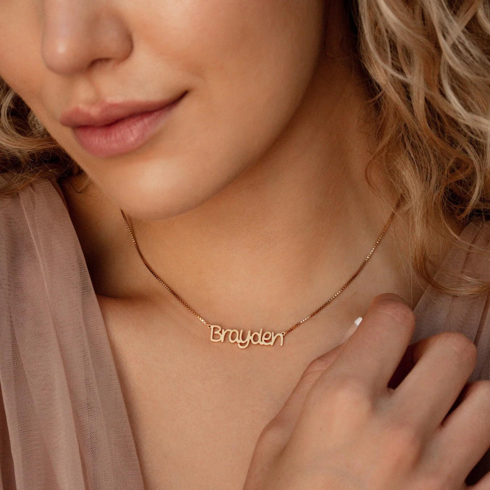 Nella Name Necklace in Box Chain - Image 6