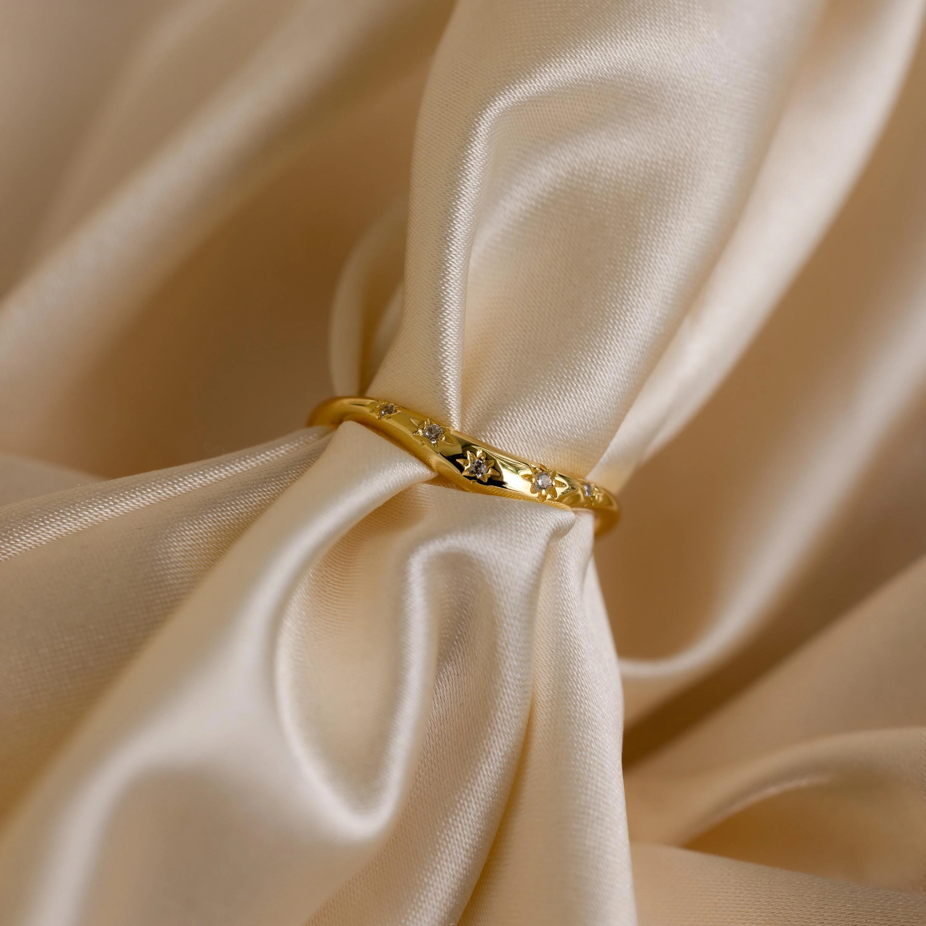 North Star Curve Dome Ring - Image 3