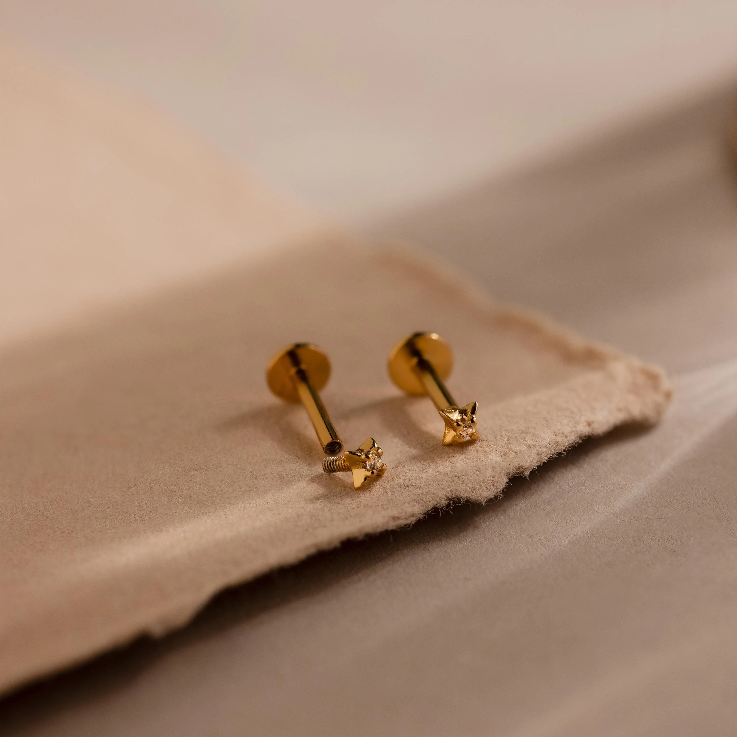 North Star Flatback Studs in 18K Gold - Image 3