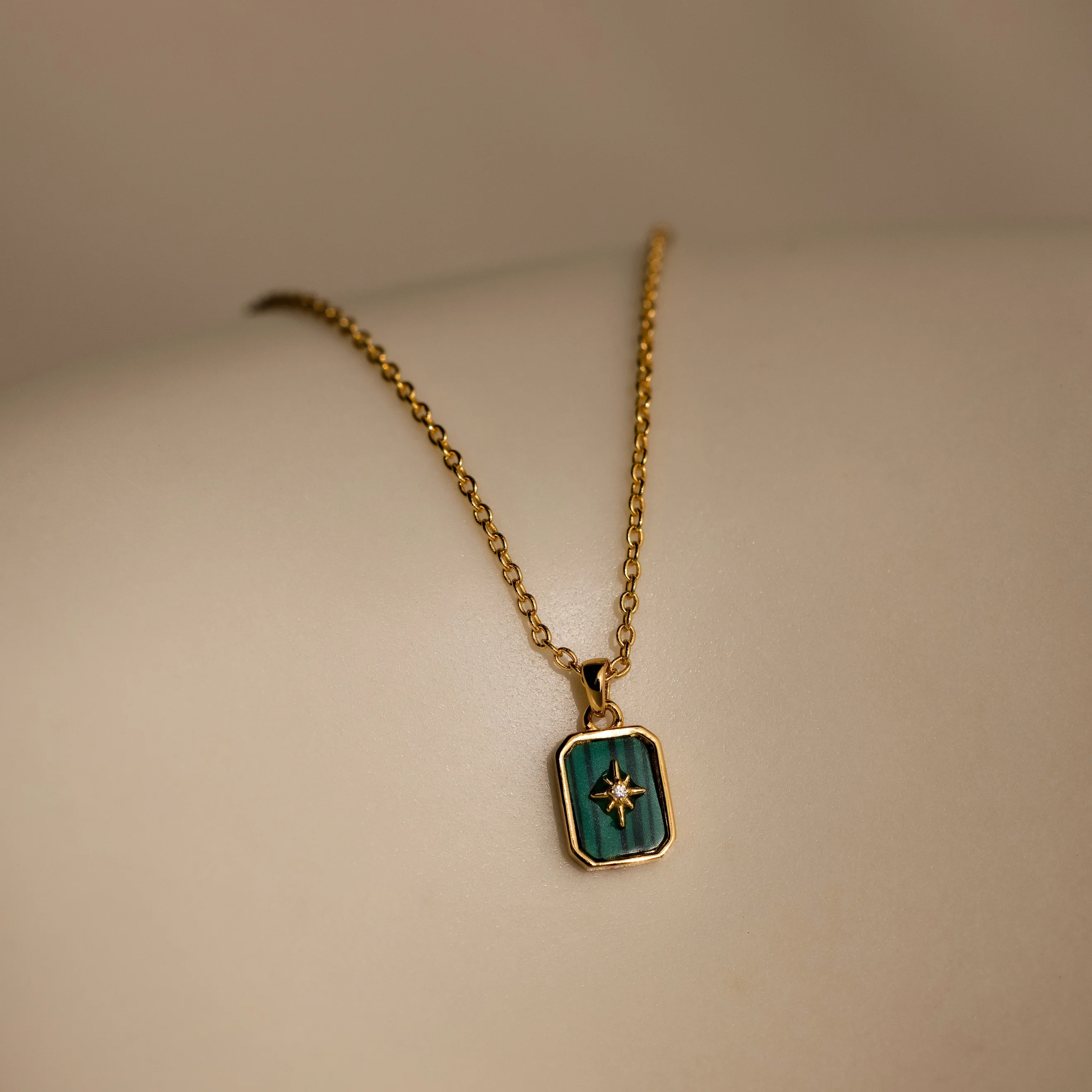 North Star Gemstone Necklace in 18K Gold - Image 4