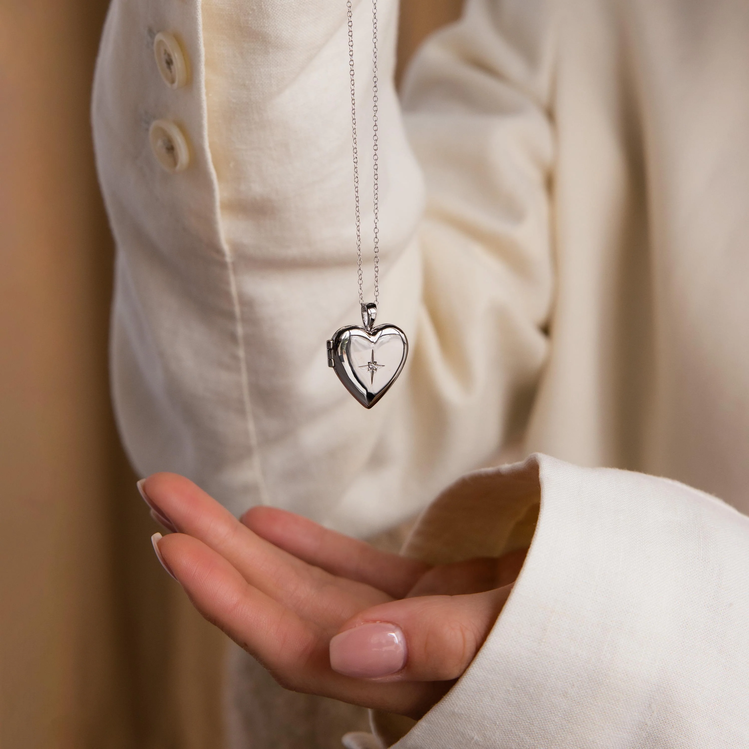 North Star Heart Locket Necklace in Silver - Image 4