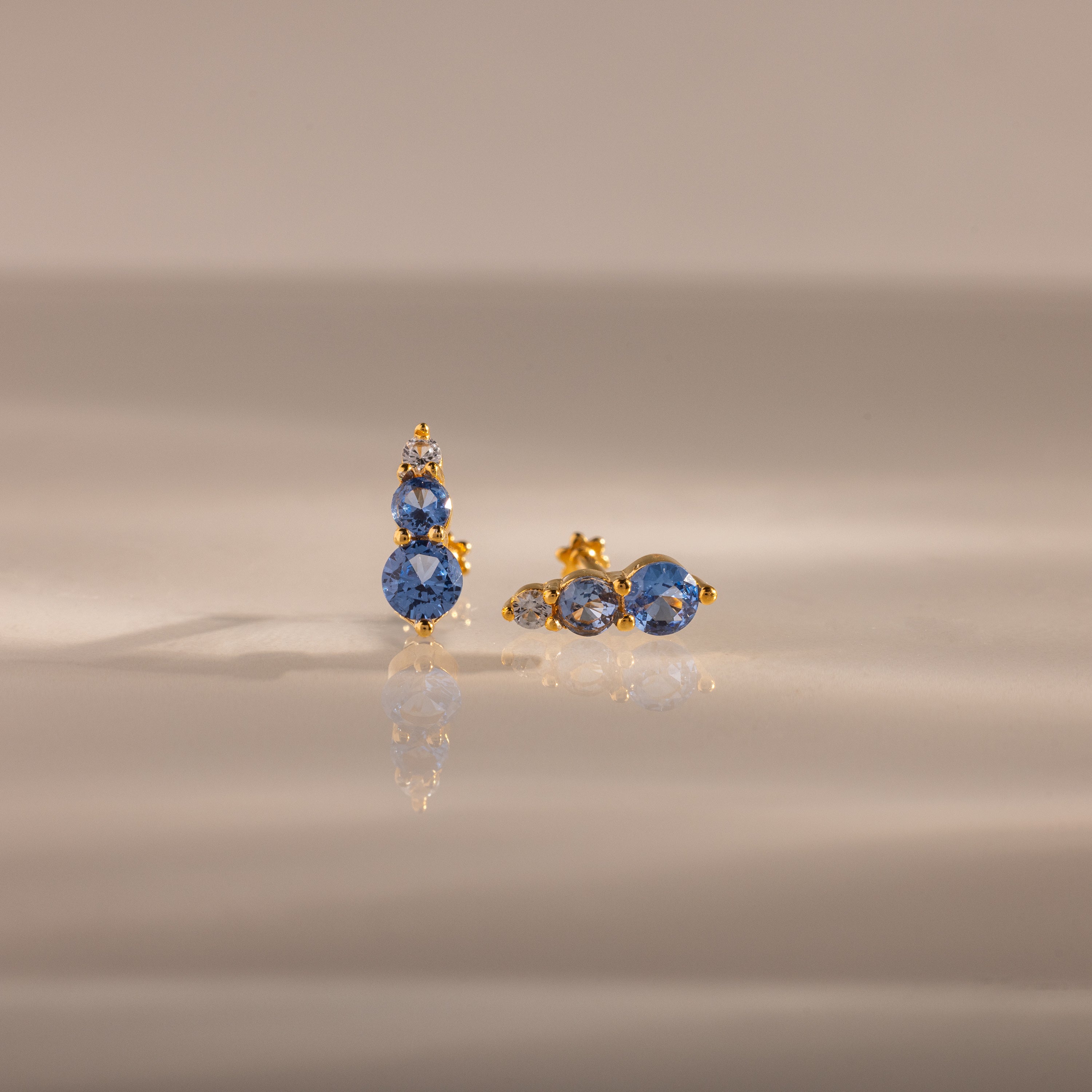 Ombre Aquamarine Flatback Studs