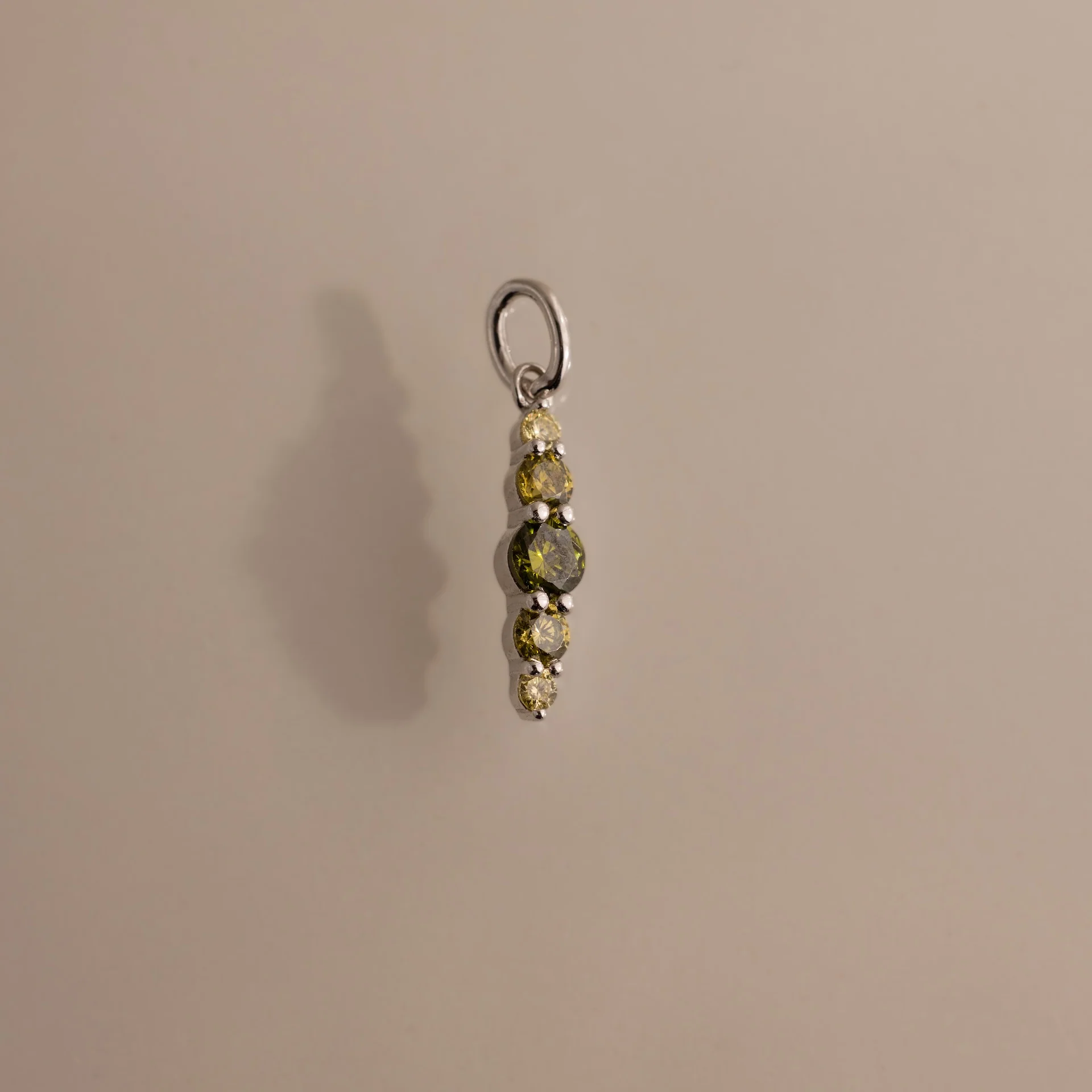 Ombre Lace Peridot Charm - Image 3