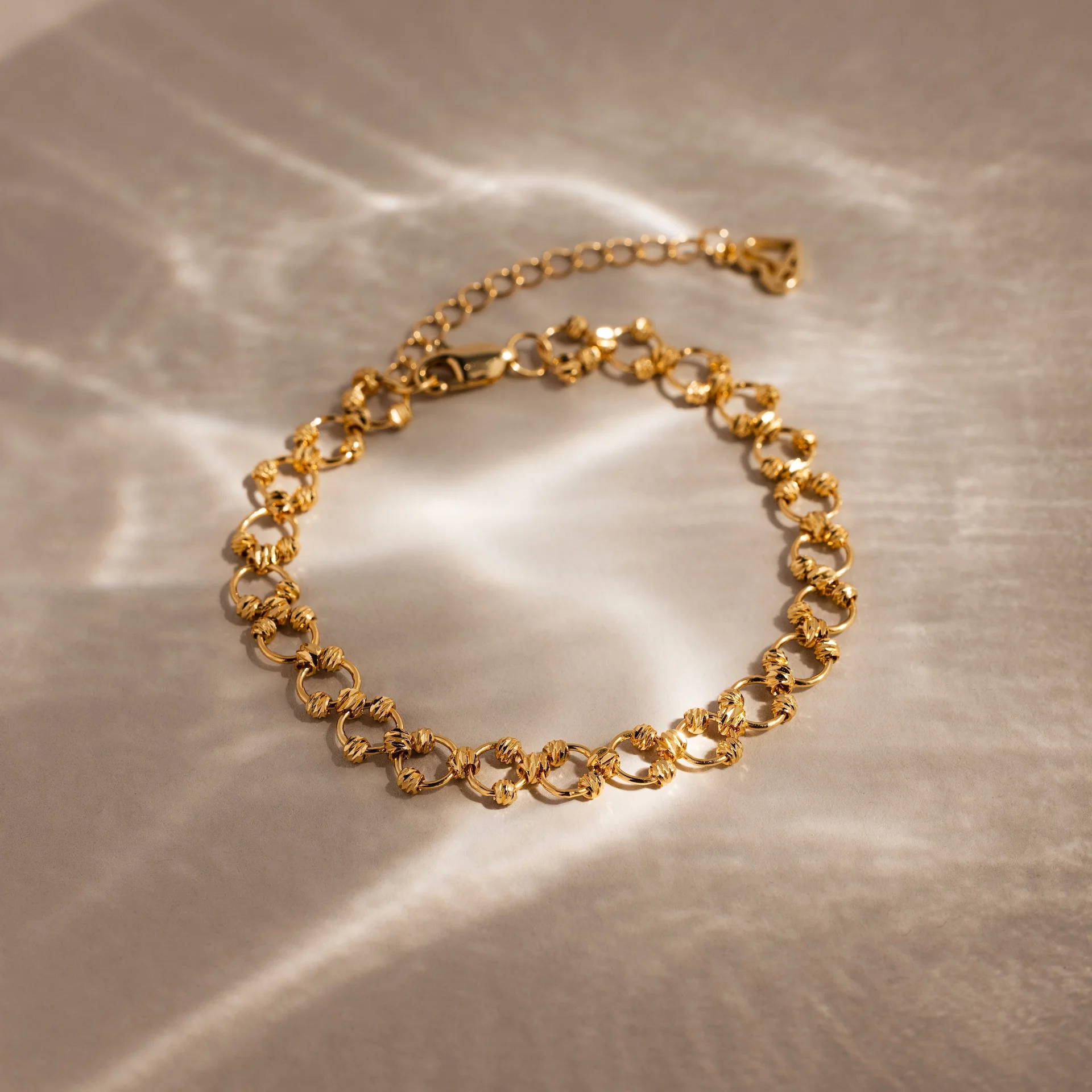 Orbit Chain Bracelet in 18K Gold - Image 5
