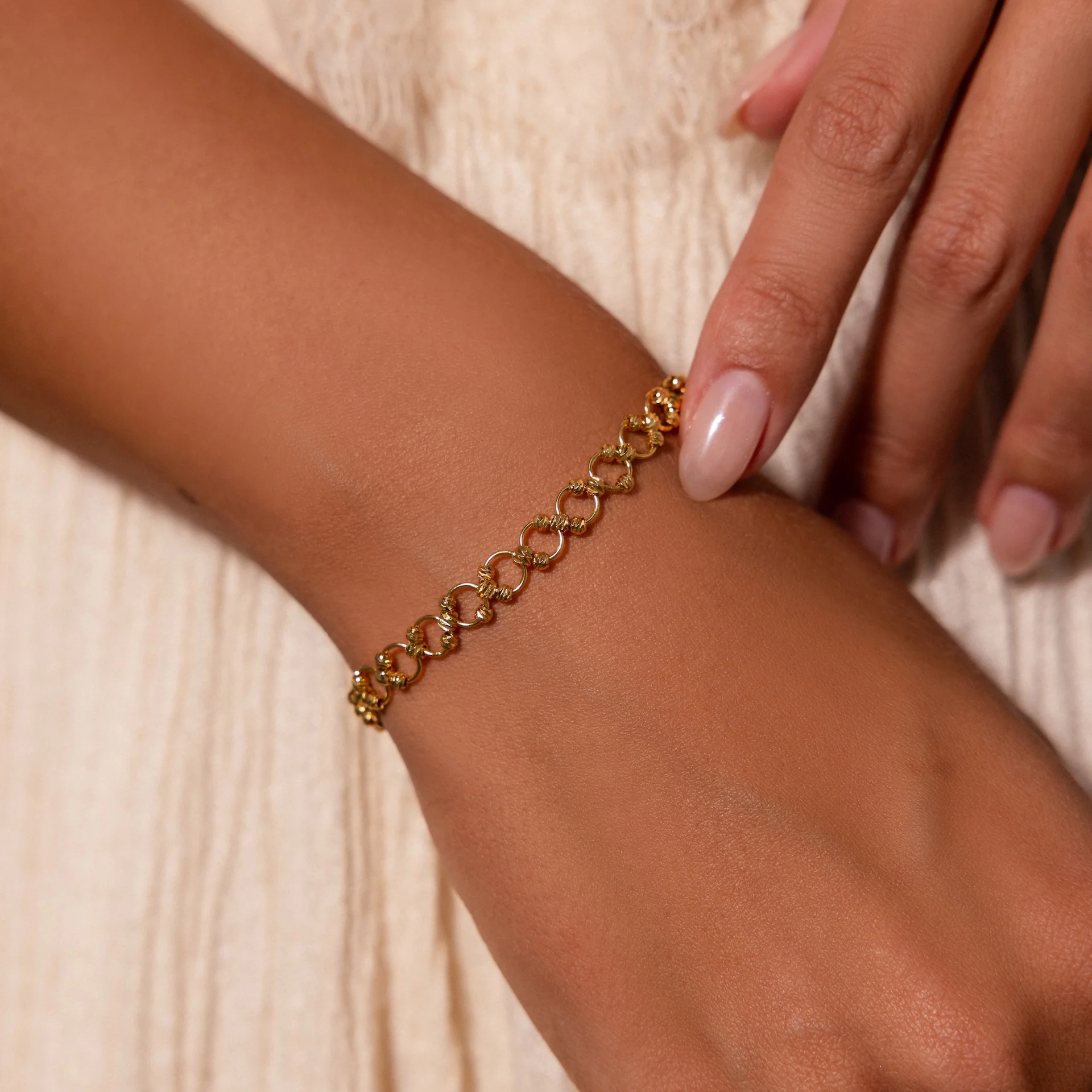 Orbit Chain Bracelet - Image 2