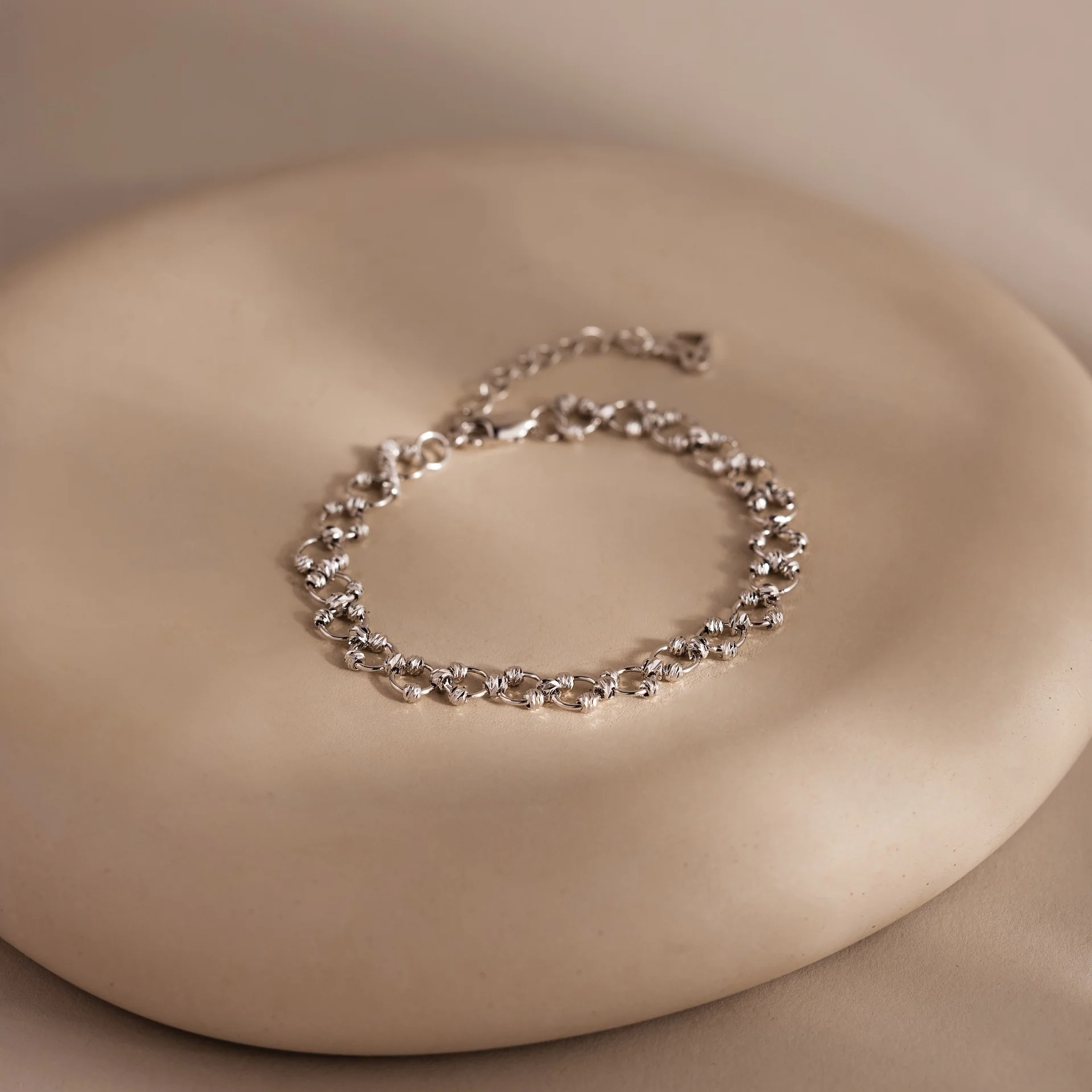 Orbit Chain Bracelet in Silver - Image 5