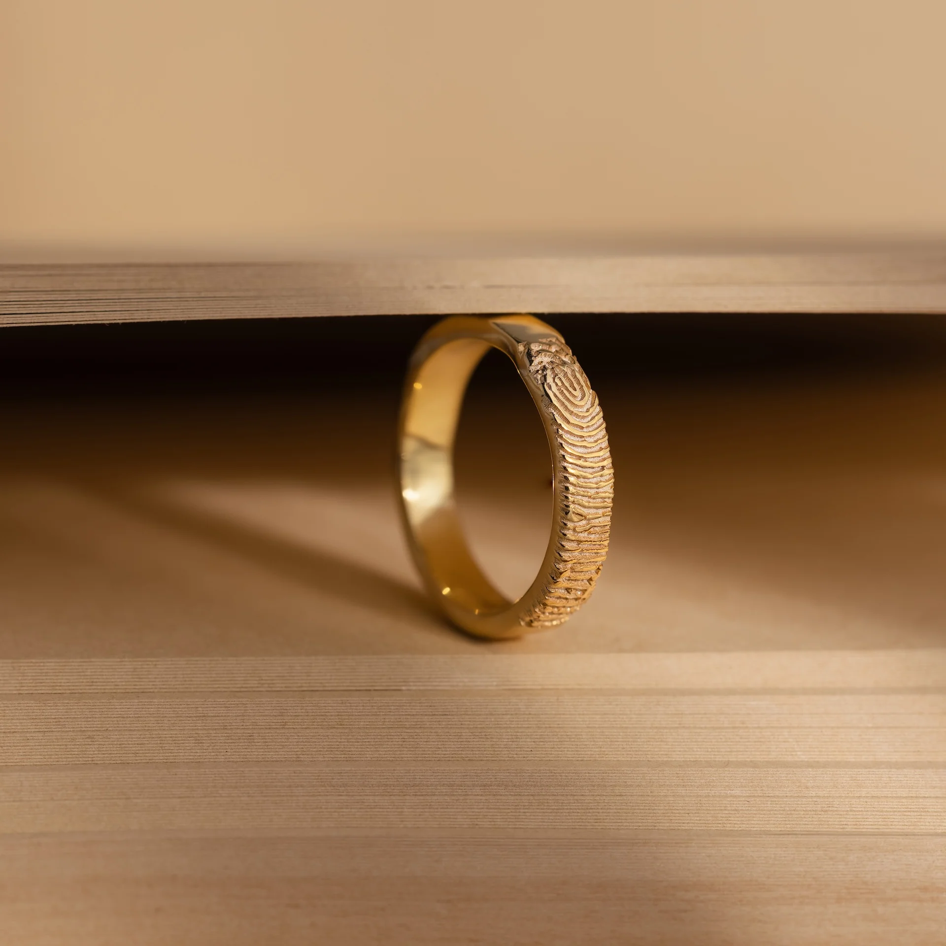 Organic Fingerprint Band in 18K Gold - Image 3