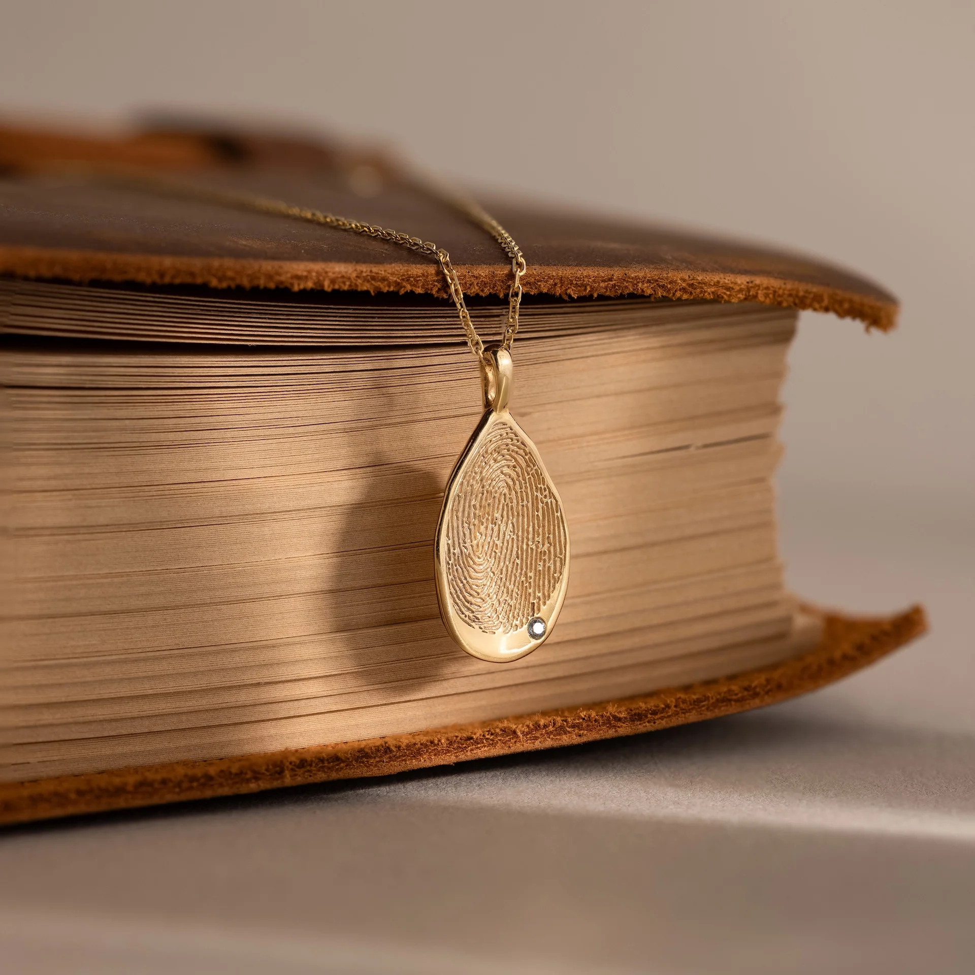 Organic Fingerprint Teardrop Necklace in 18K Gold - Image 7