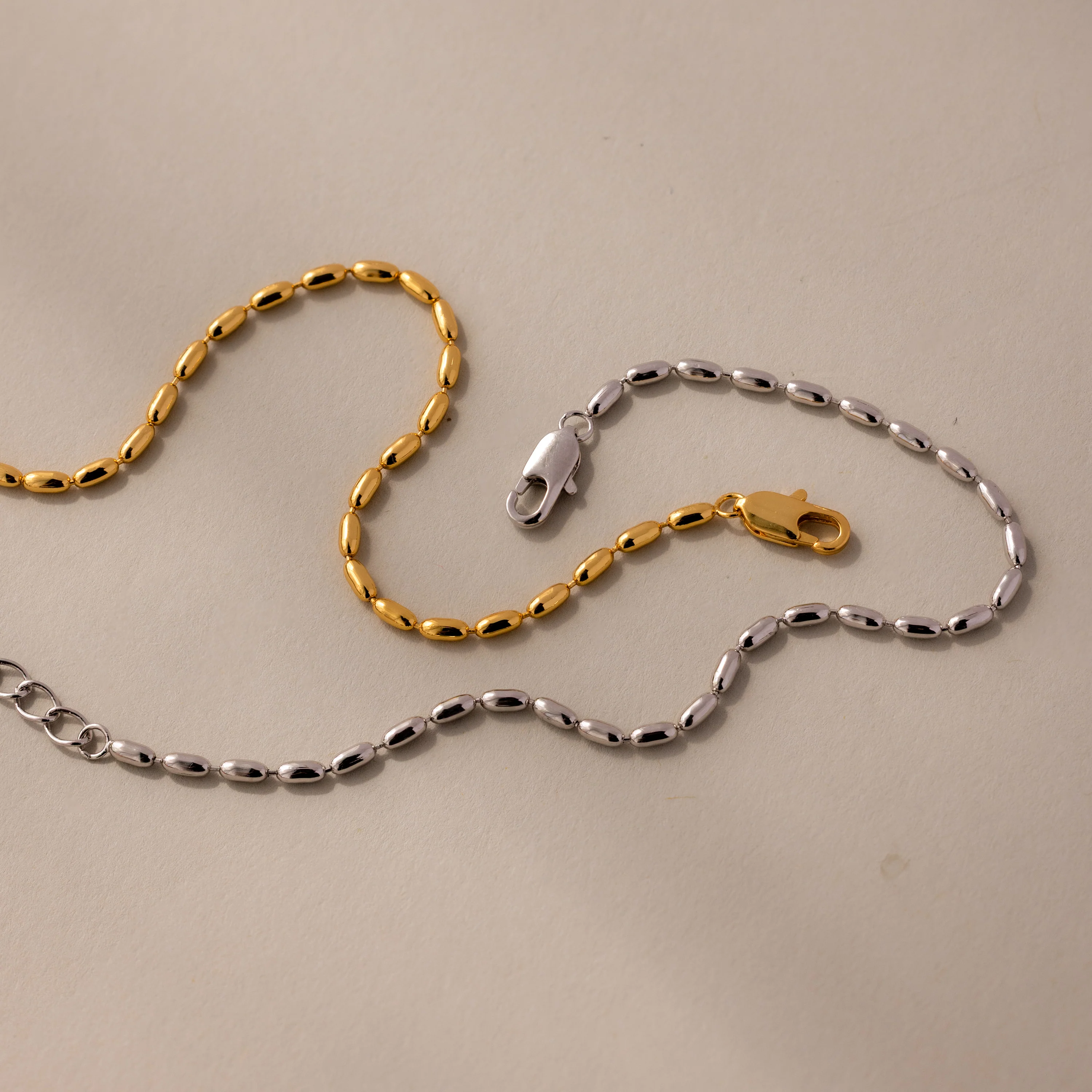 Oval Beaded Bracelet in 18K Gold - Image 3