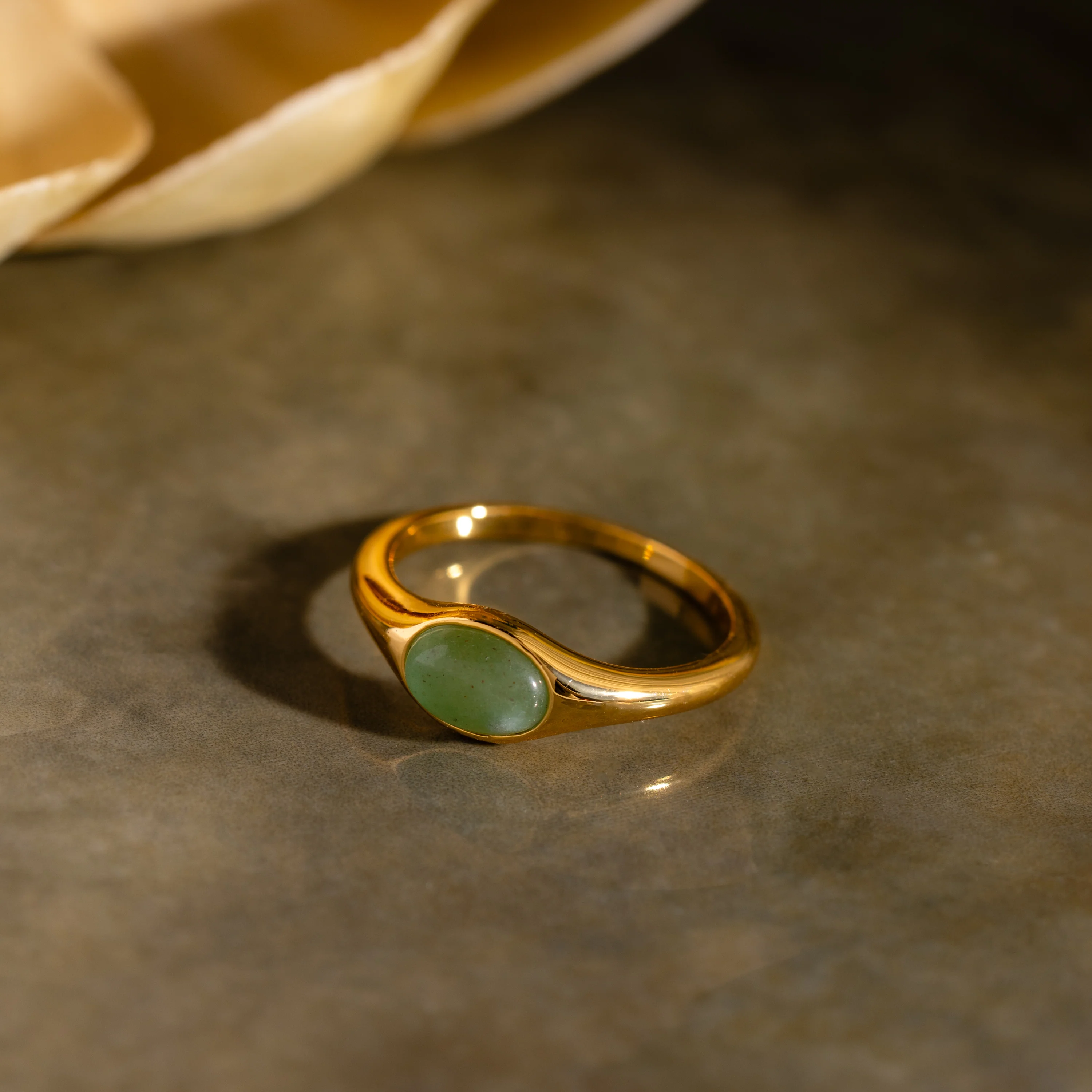 Oval Jade Signet Ring - Image 3