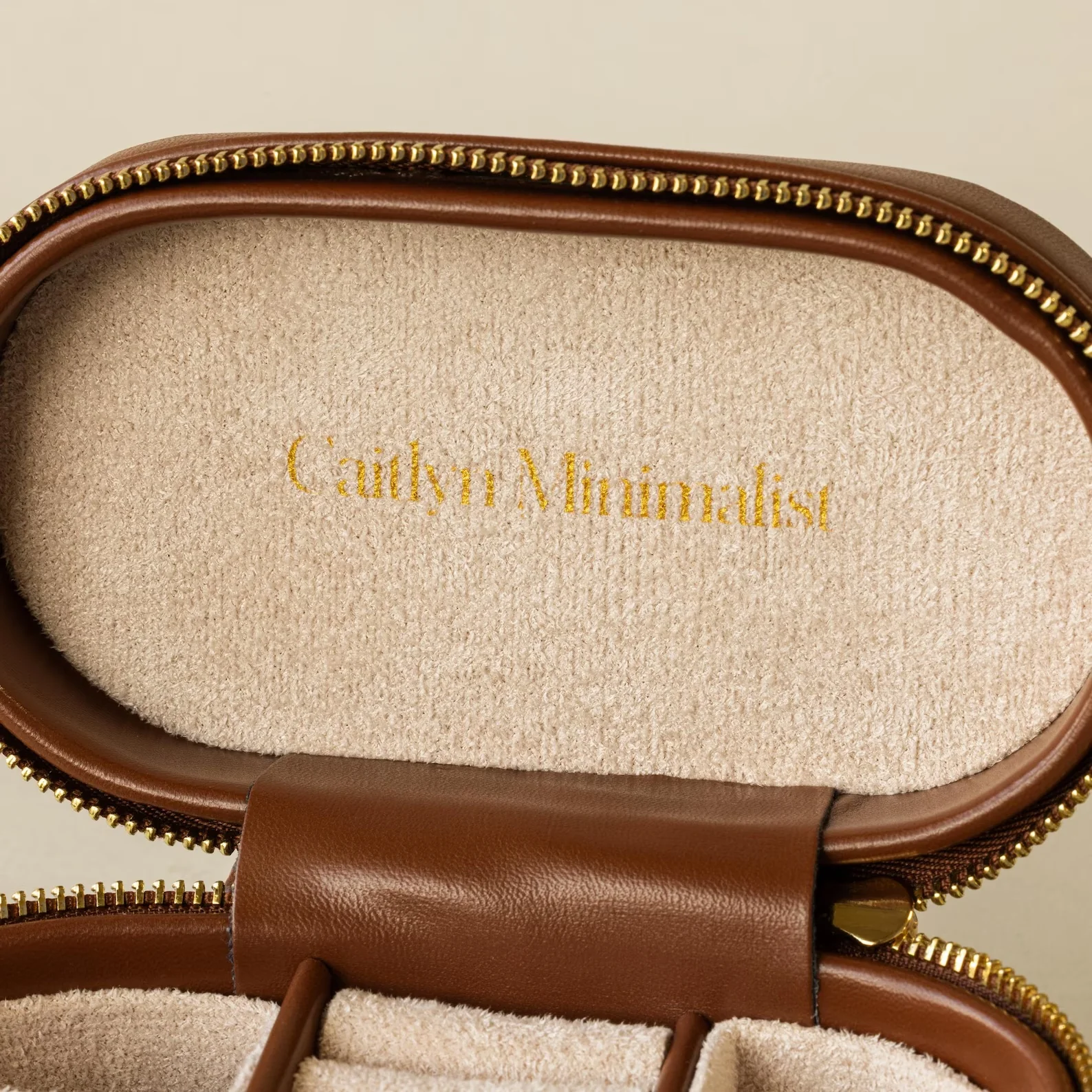 Oval Leather Jewelry Box - Image 3