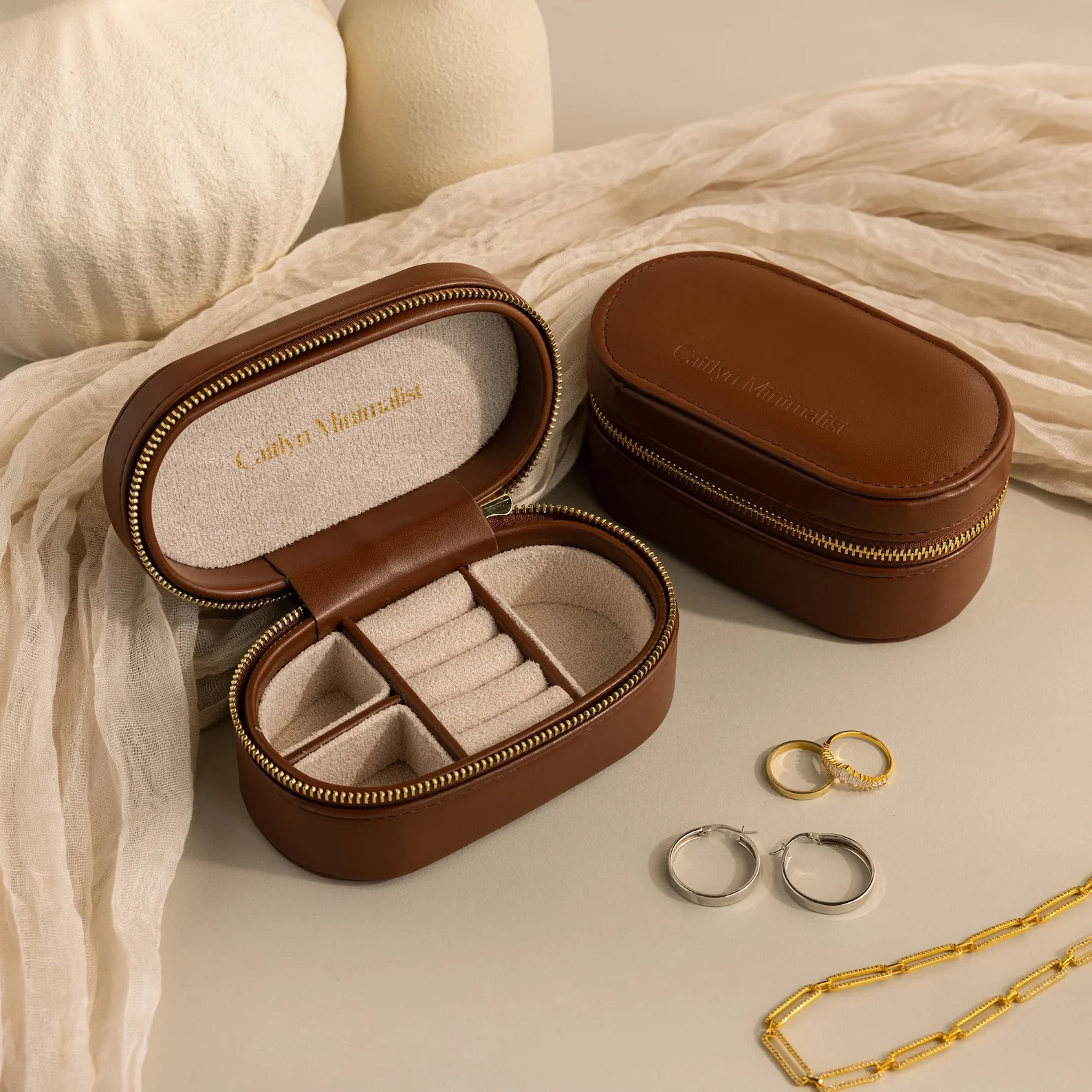 Oval Leather Jewelry Box - Image 4