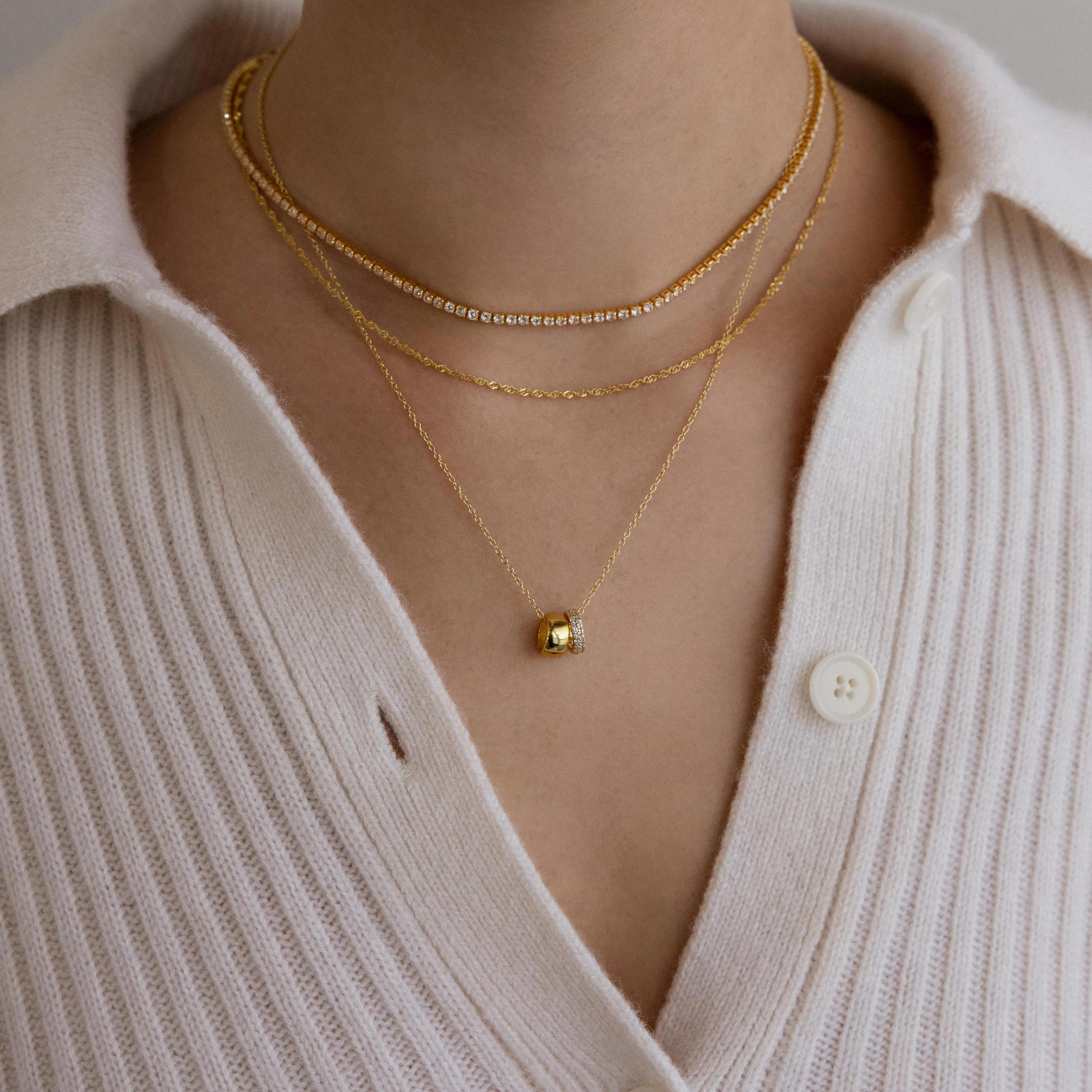 Pave Duo Circle Necklace - Image 4