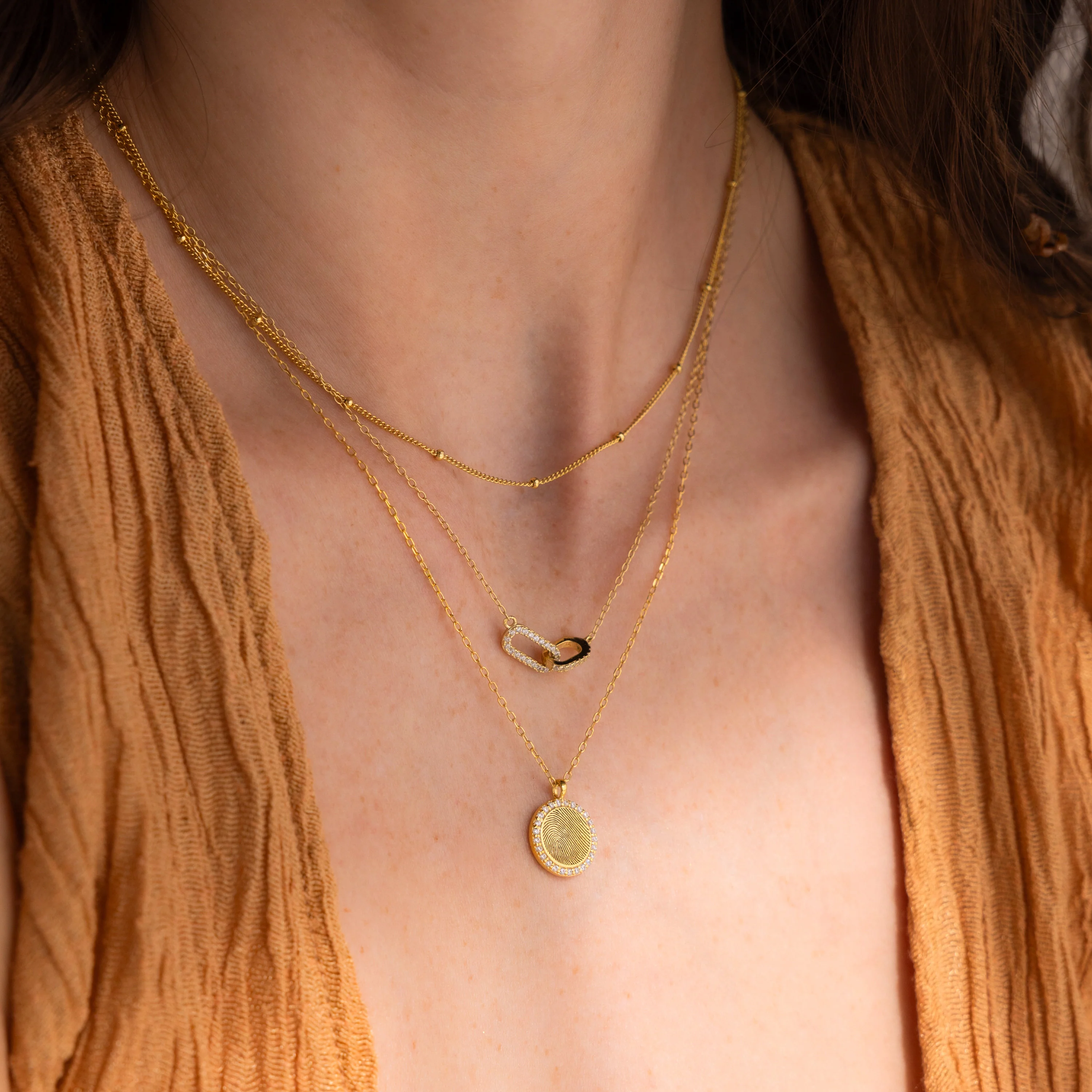 Pave Fingerprint Coin Necklace - Image 3