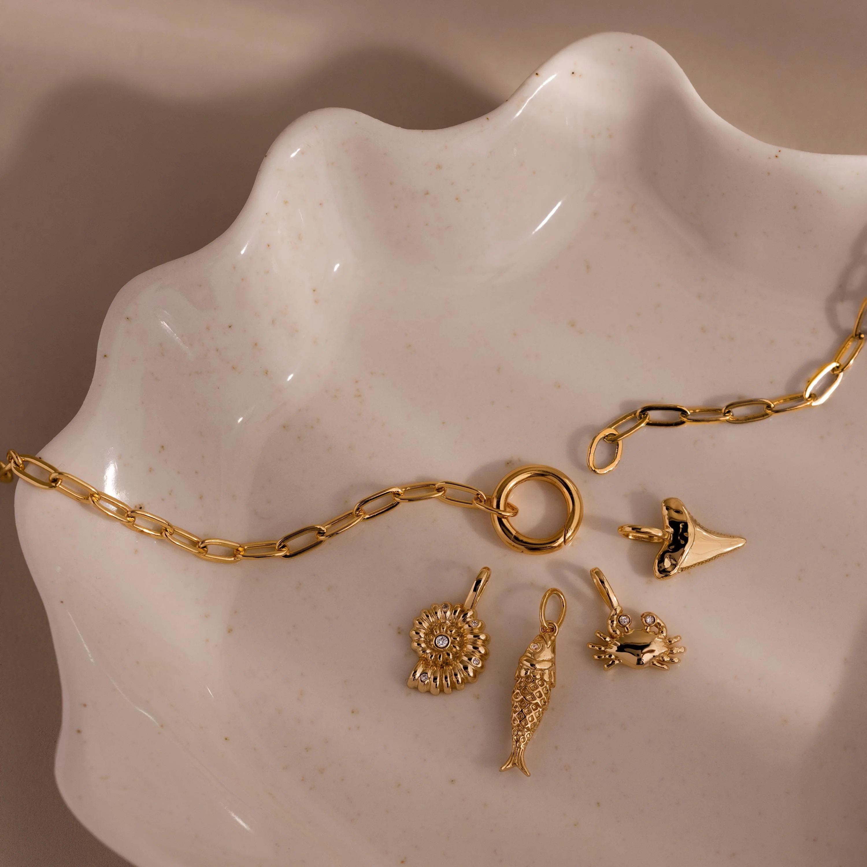 Pave Seashell Charm - Image 7