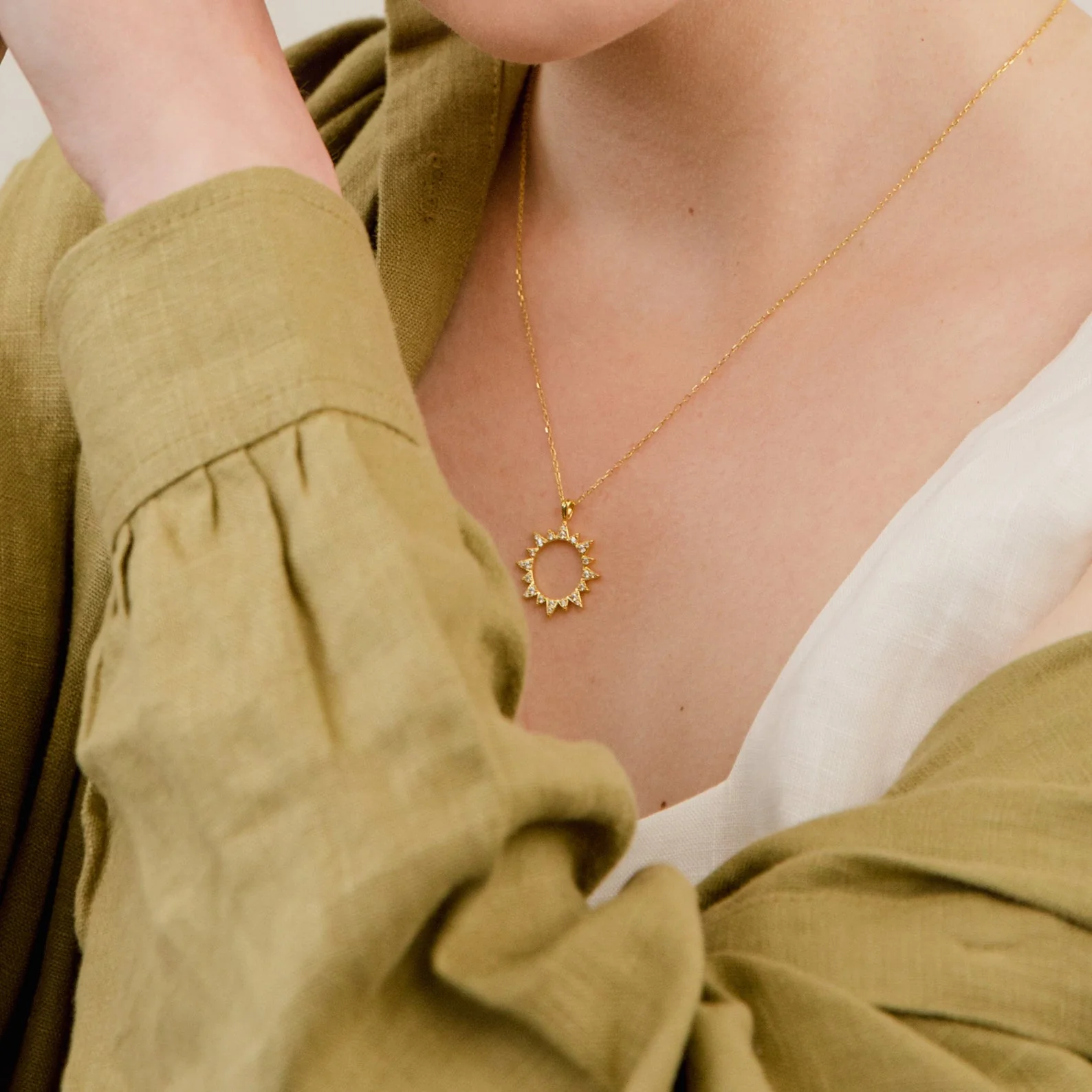 Pave Sun Necklace in 18K Gold - Image 4